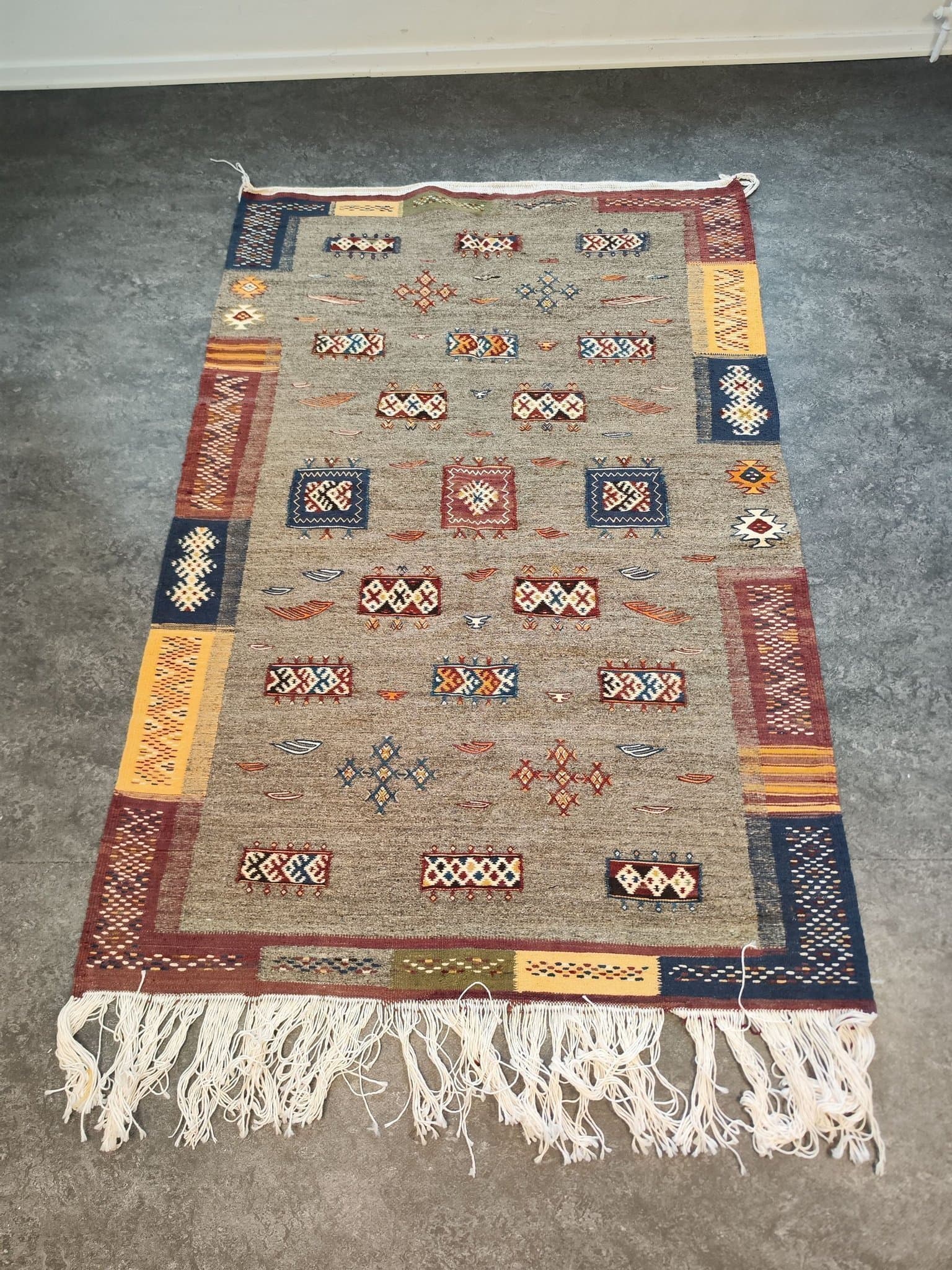 Unik konstnärlig Berber ull matta 120×180 cm