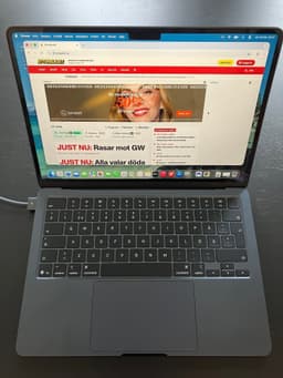 MacBook Air M4 1 TB, 32 GB RAM (lite defekt)