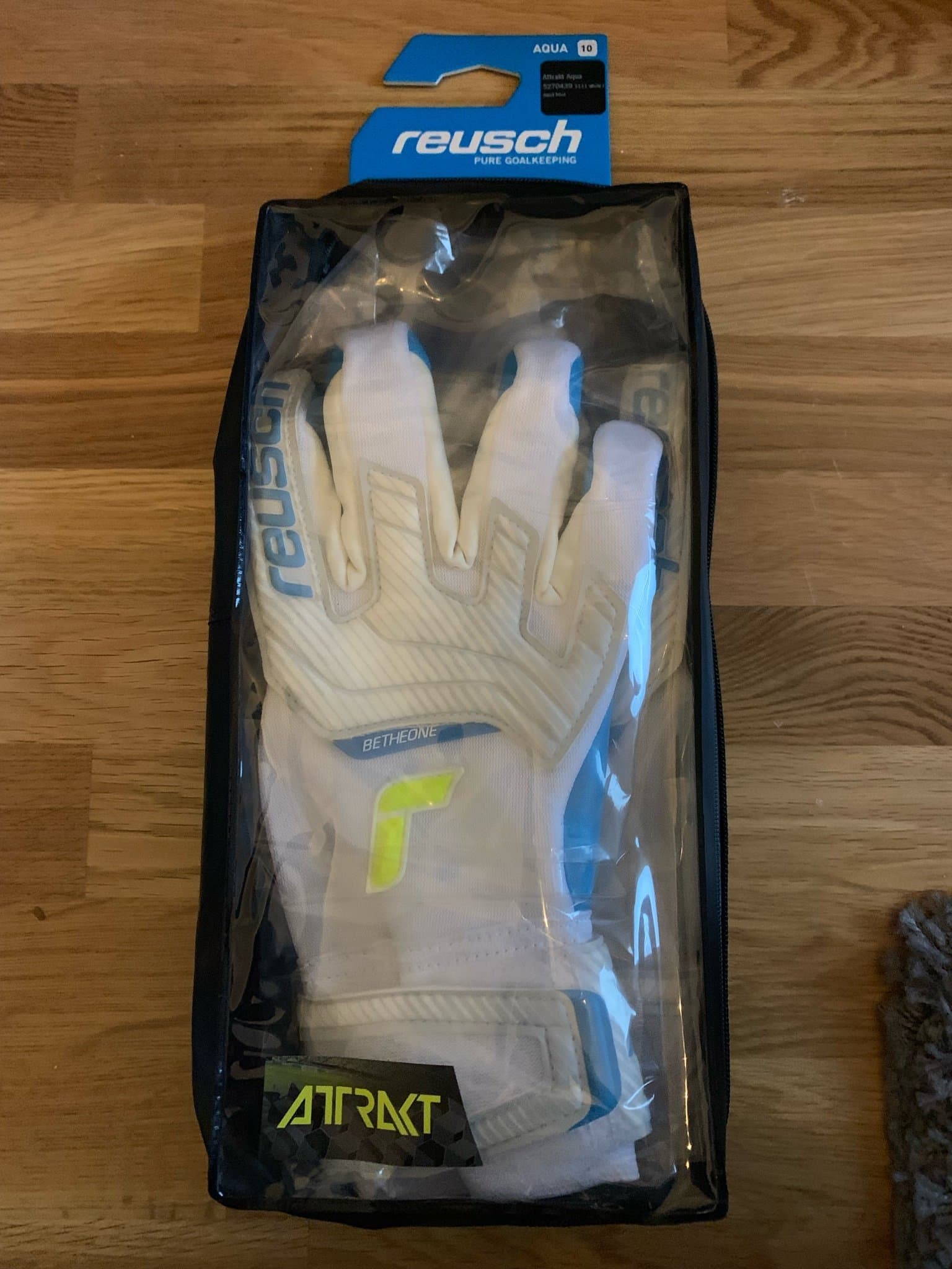 Nya Reusch Attrakt Aqua Målvaktshandskar Storlek 10