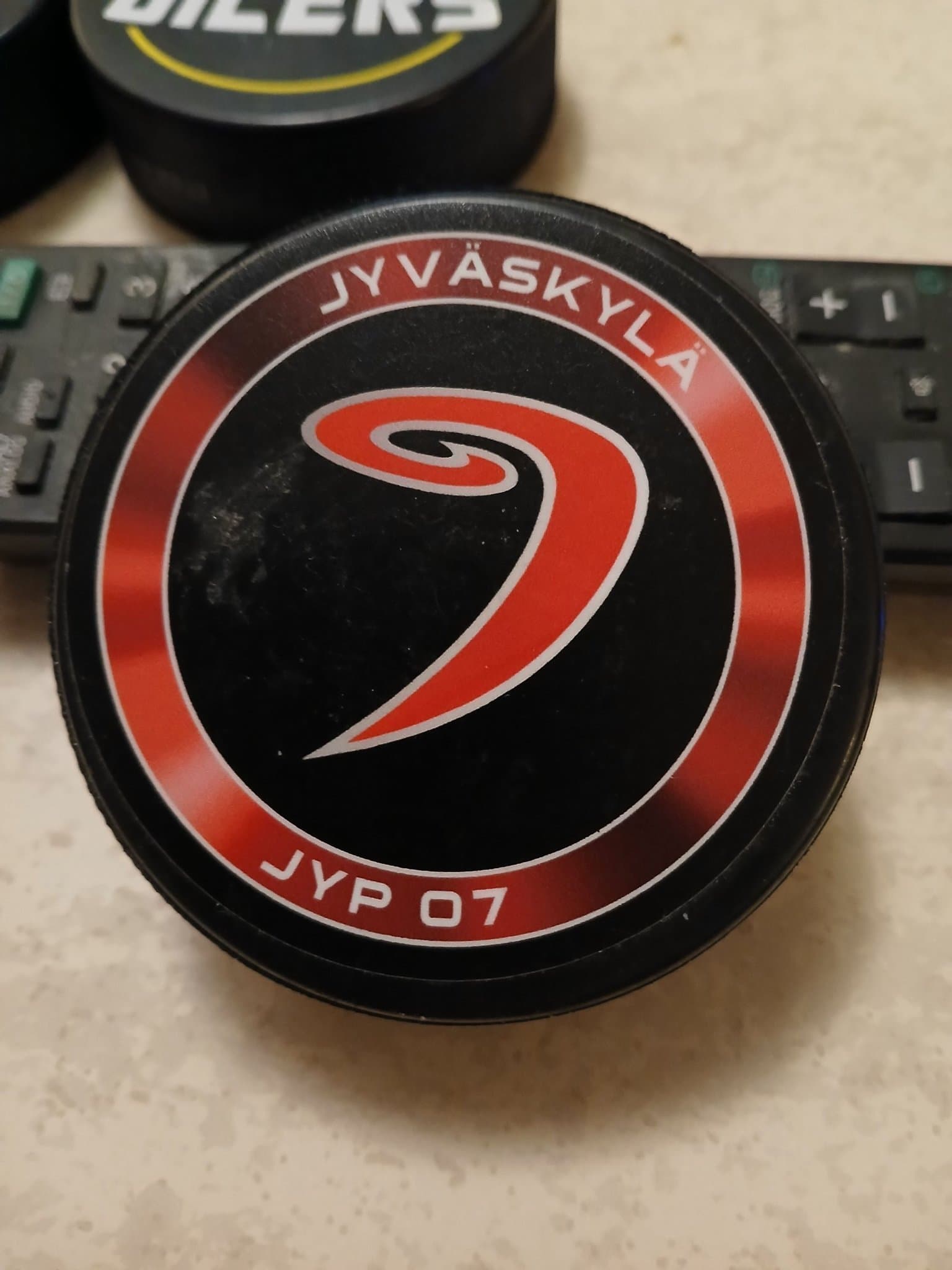 Hockeypuckar - Diverse Lag