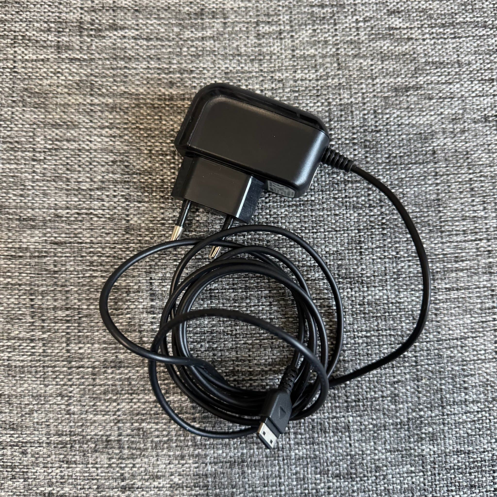 Samsung Laddare 4.75V 0.55A