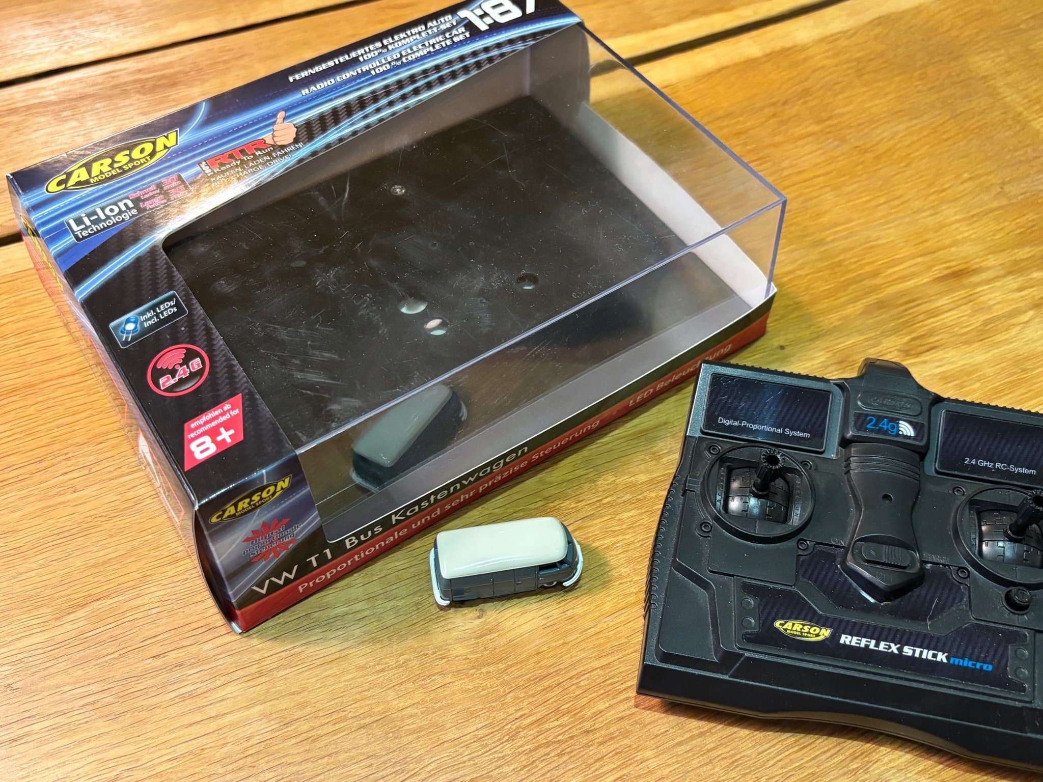 Radiostyrd bil skala 1:87