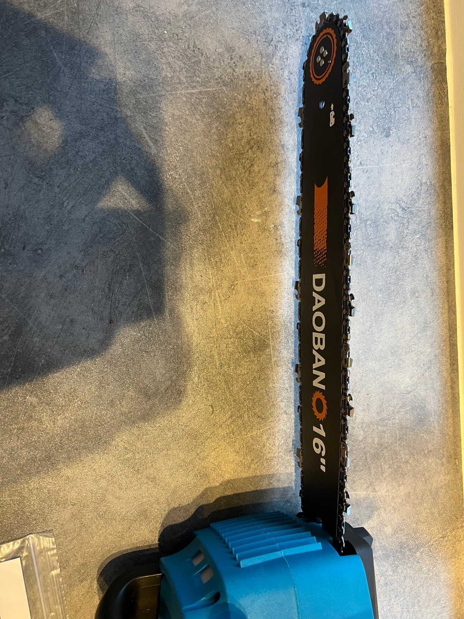 Motorsåg för 18V batteri