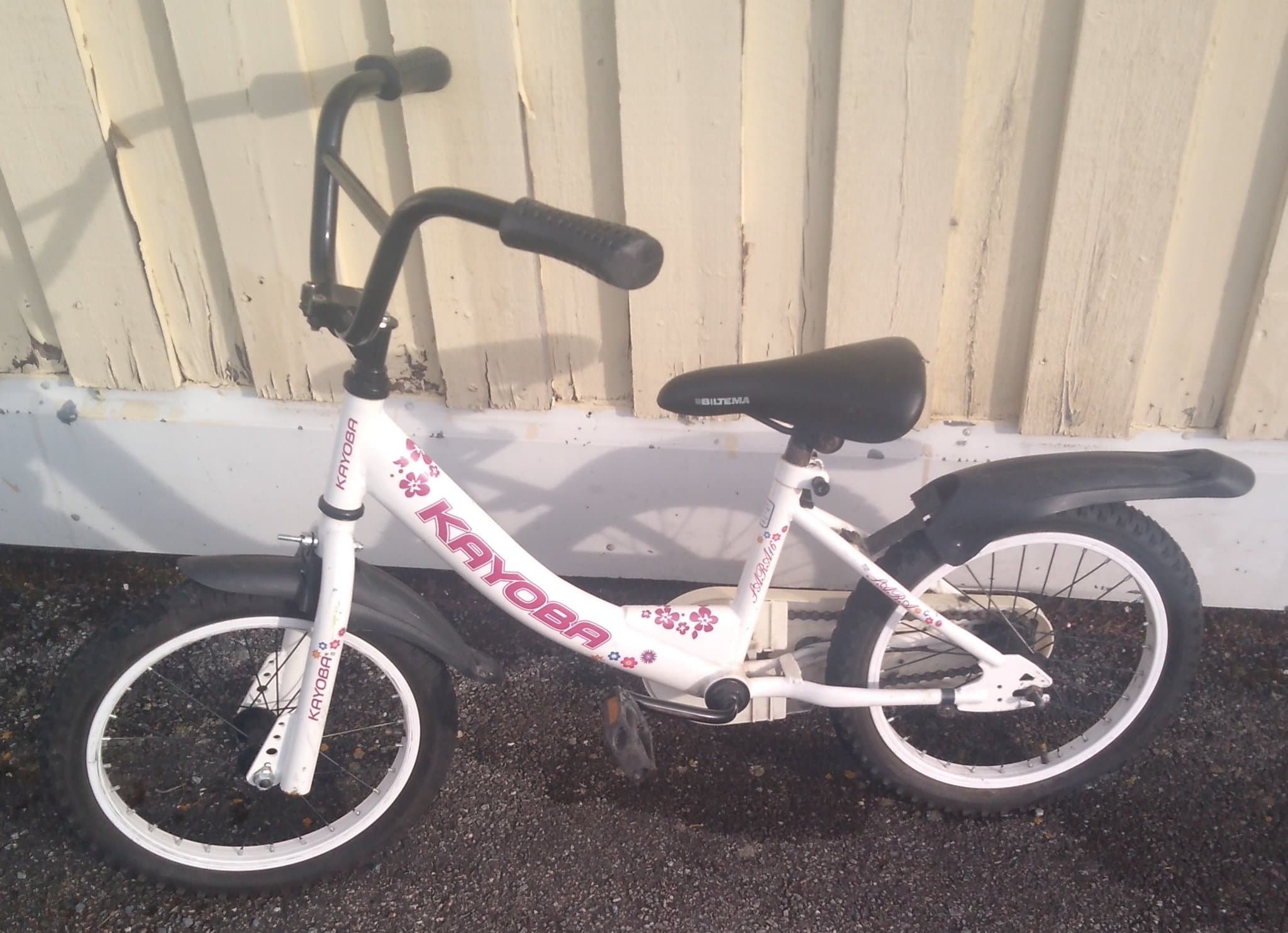 Kayoba jula flickcykel? Till någon som behöver (reservdelar?) (Samlarobjekt?)