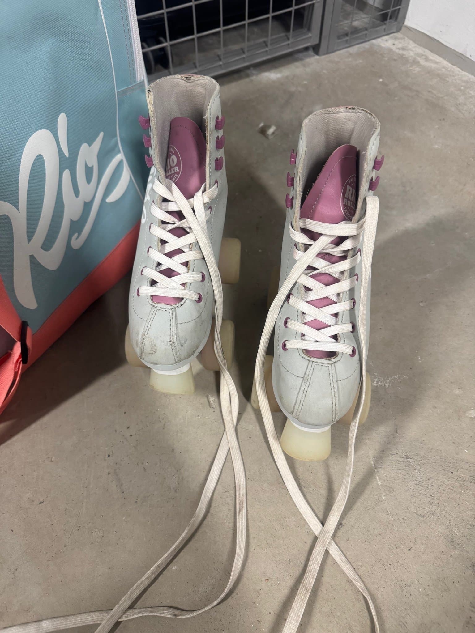 Rio Roller Script rullskridskor med väska, storlek 35.5