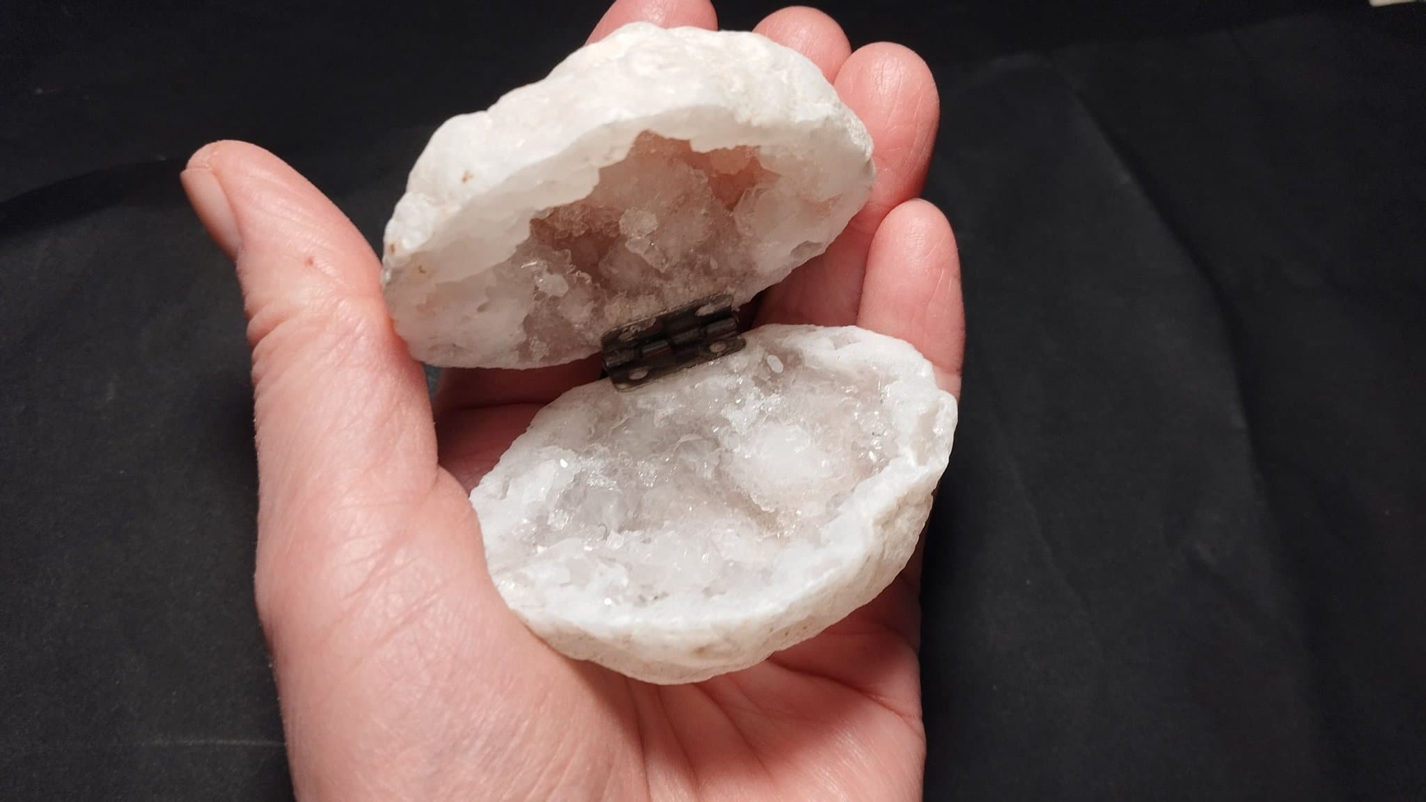 Kristallgrotta, smyckeskrin