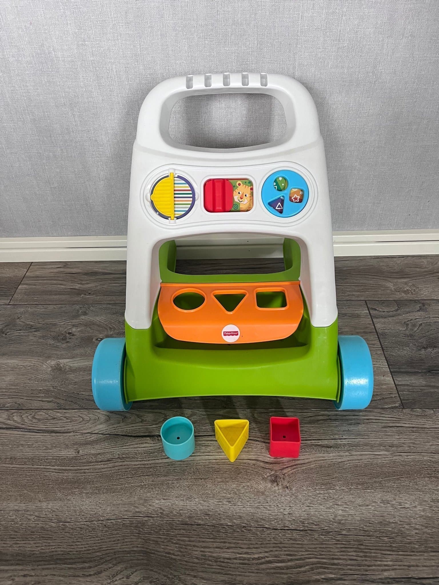 Aktivitetsvagn / lära gå vagn fisher price