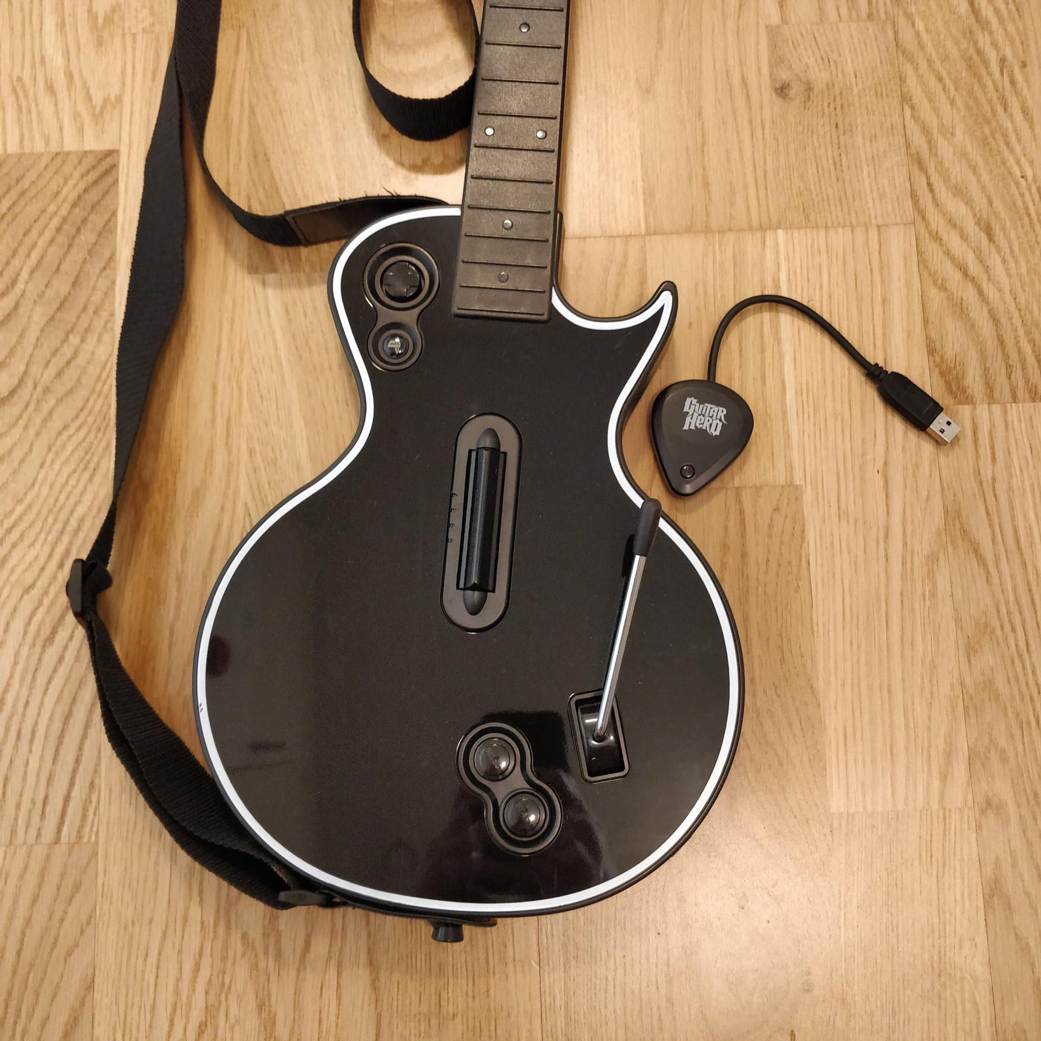 Trådlös Guitar Hero Gitarr Med Mottagare - Bytta Kondensatorer - Playstation 3