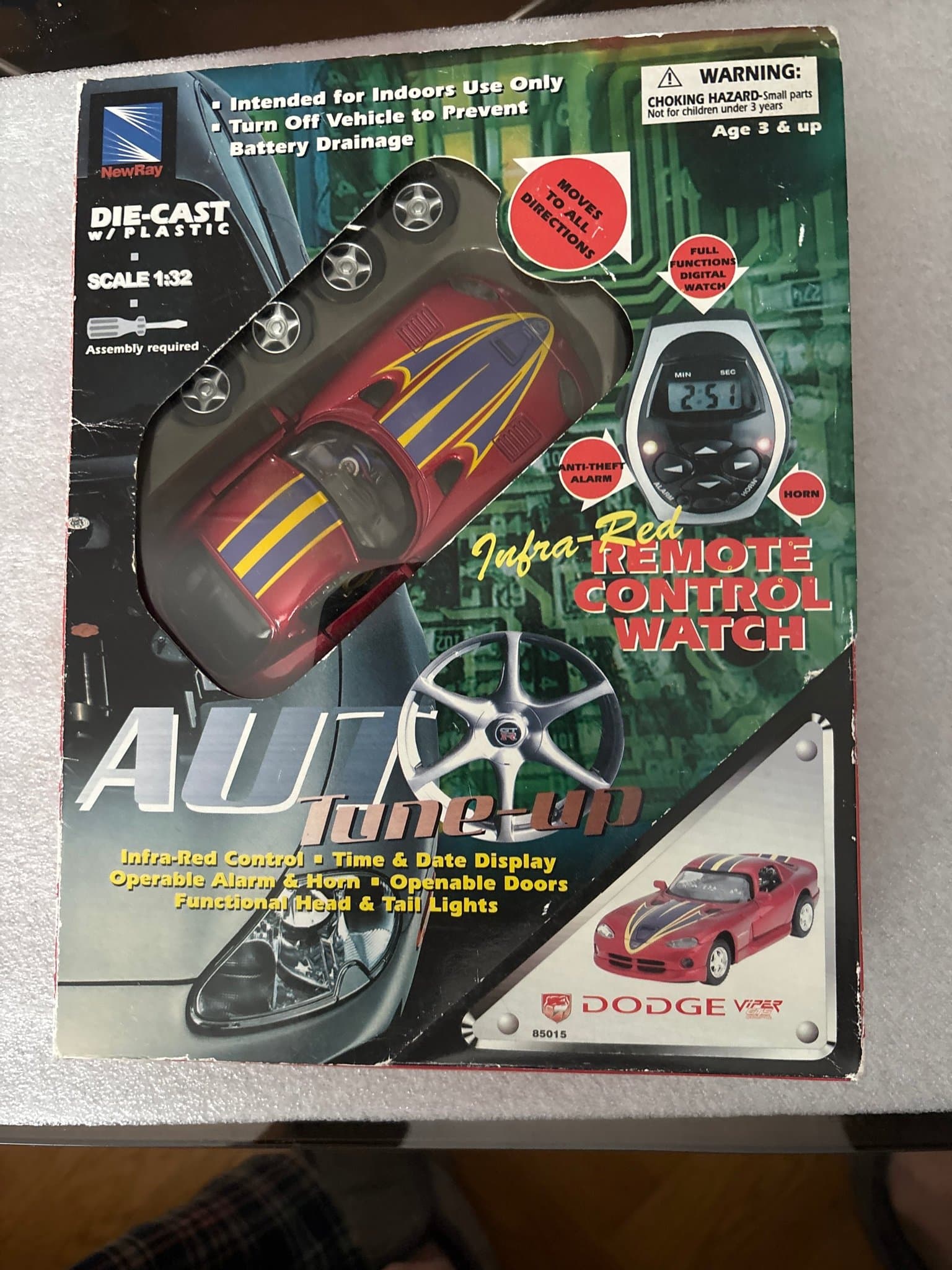 NewRay Dodge Viper Fjärrstyrd Bil Skala 1:32 med Klockfjärrkontroll