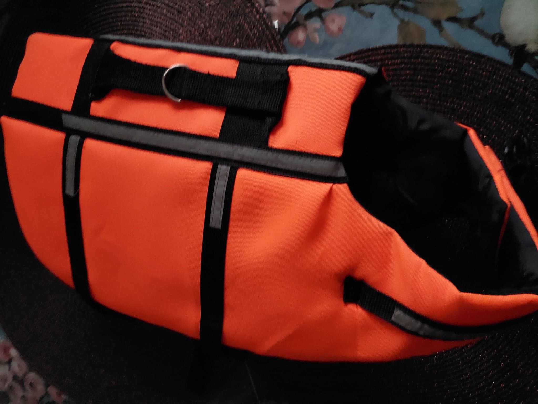 Hundflytväst för hund.Ryggmått/Strl 30 cm.