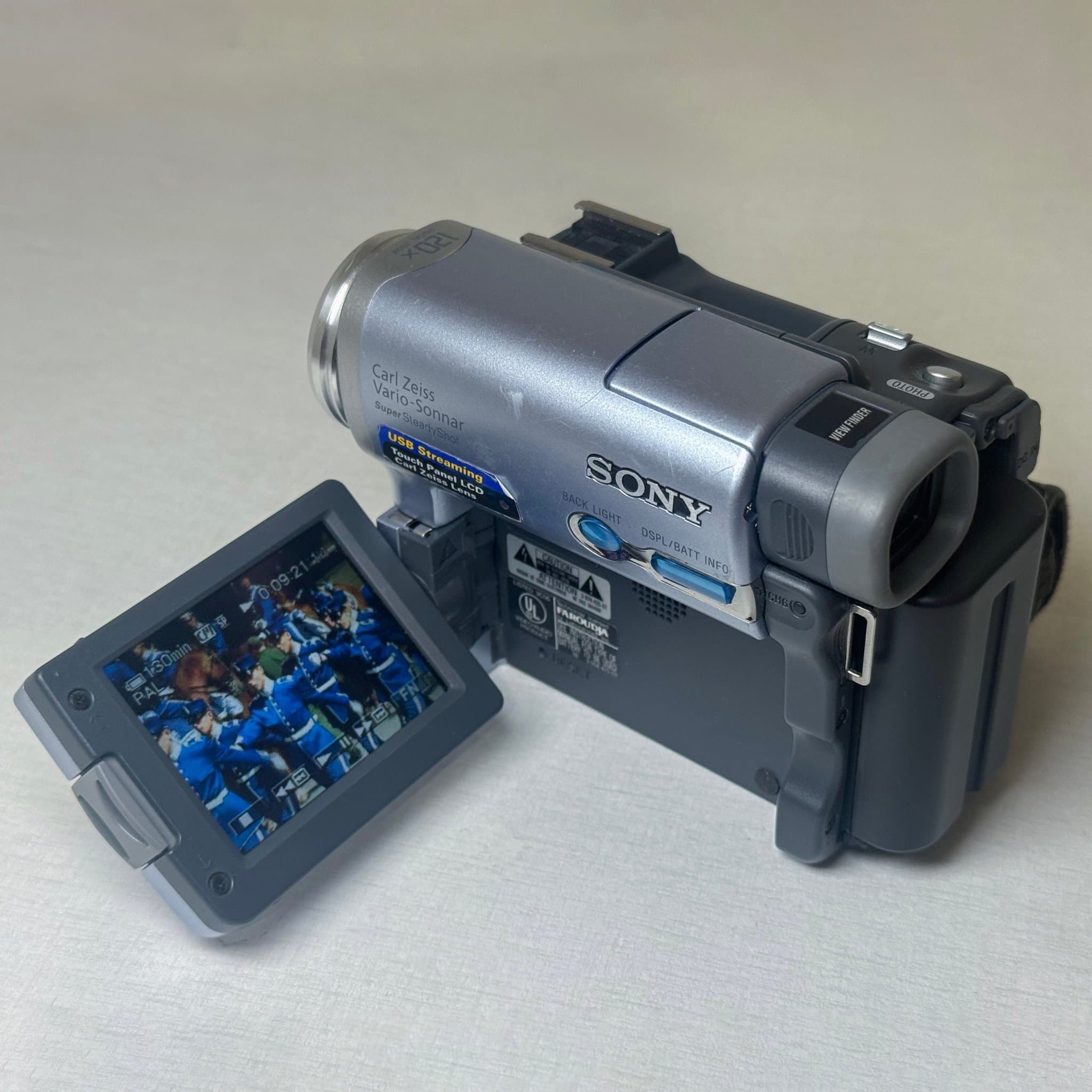 Sony DCR-TRV19 - MiniDV - Handycam - Kassett / band - videokamera