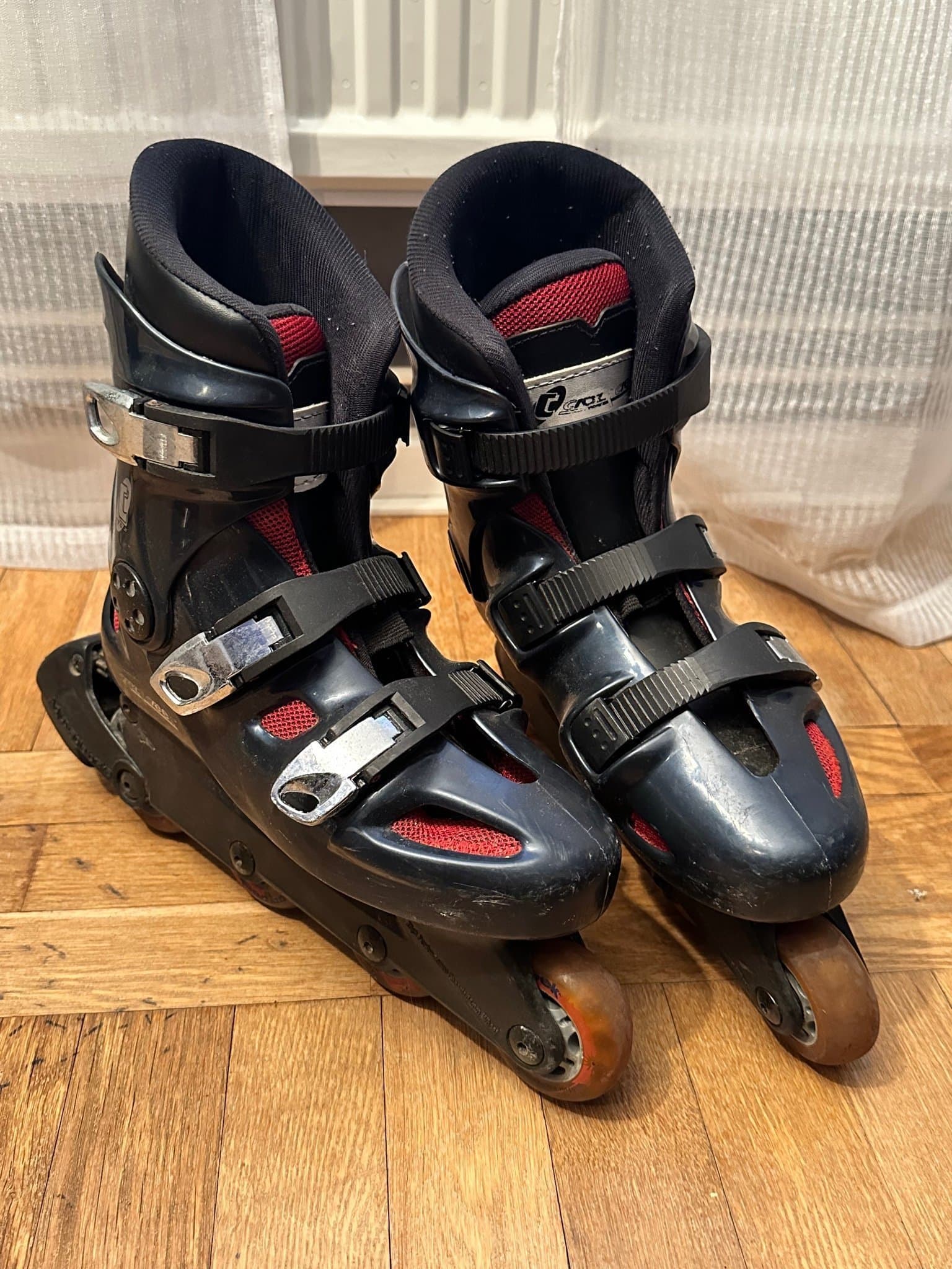 Crazy Creek cc770 Jr Roller Skates