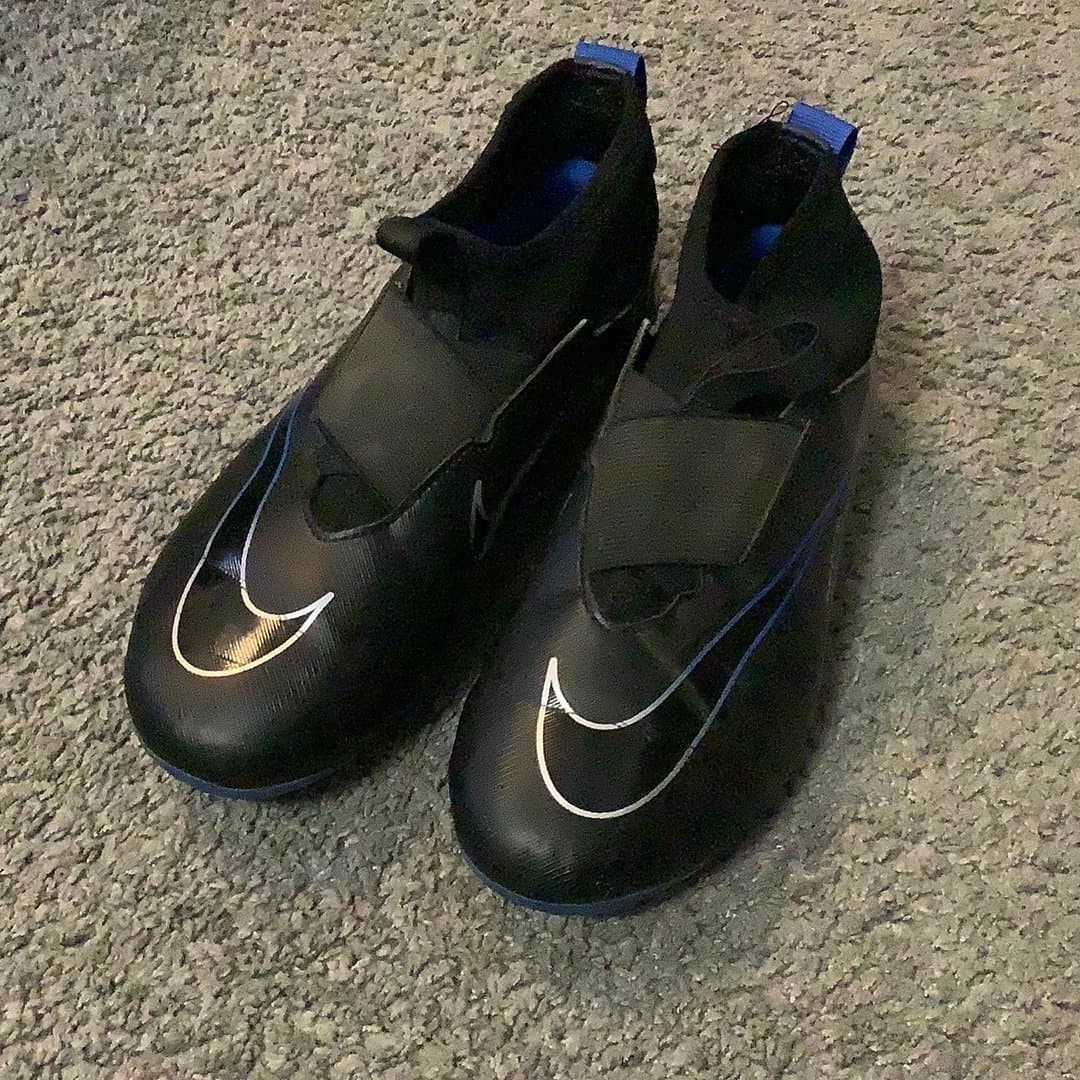Nike fotbollsskor stl 38.5 mercurial nir zoom fotbolls skor