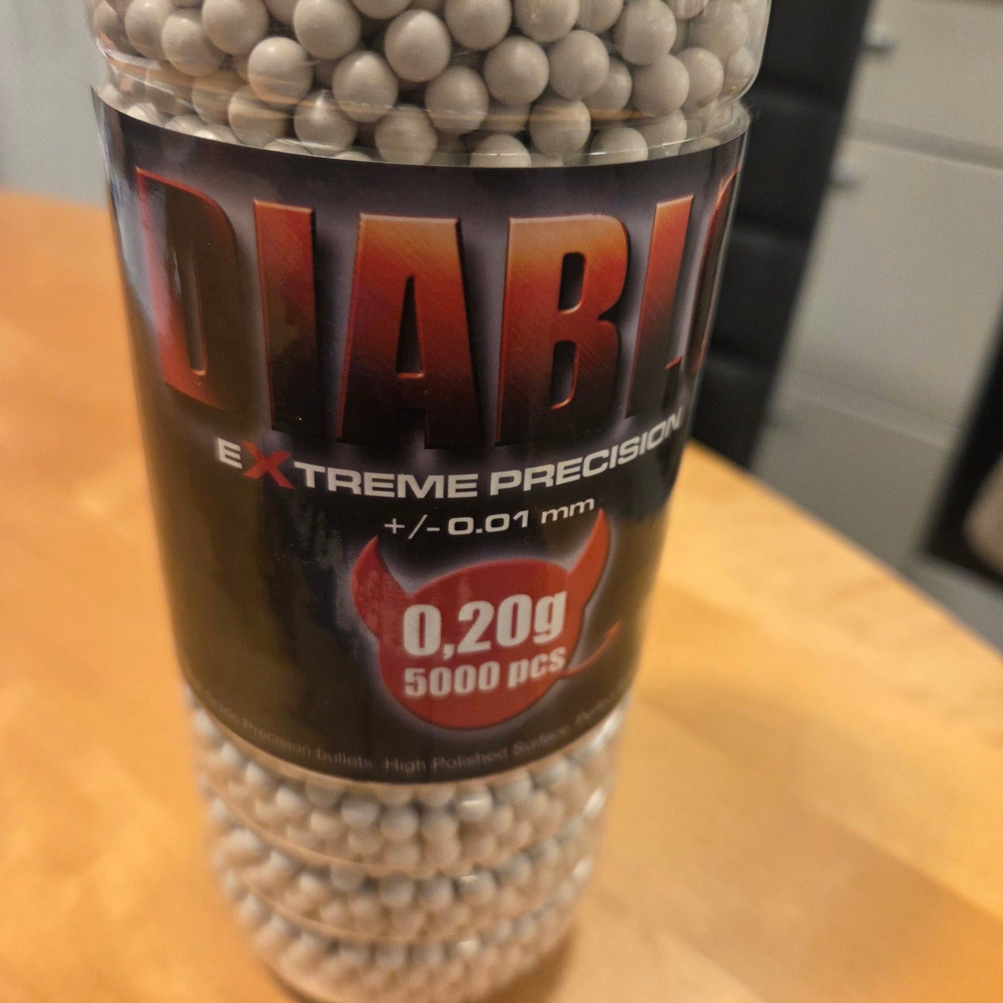 STI M1911 Classic Airsoftpistol med Diablo Kulor