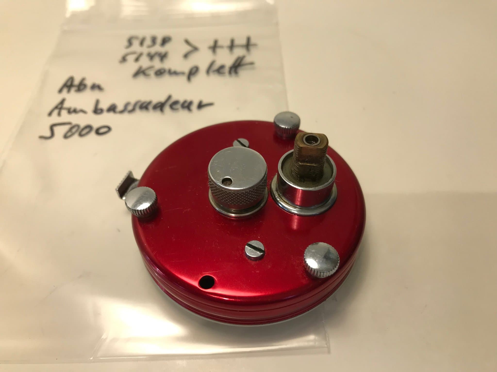 reservdel till Abu Ambassadeur 5000, här: 5138,5144+++sidoplåt höger komplett