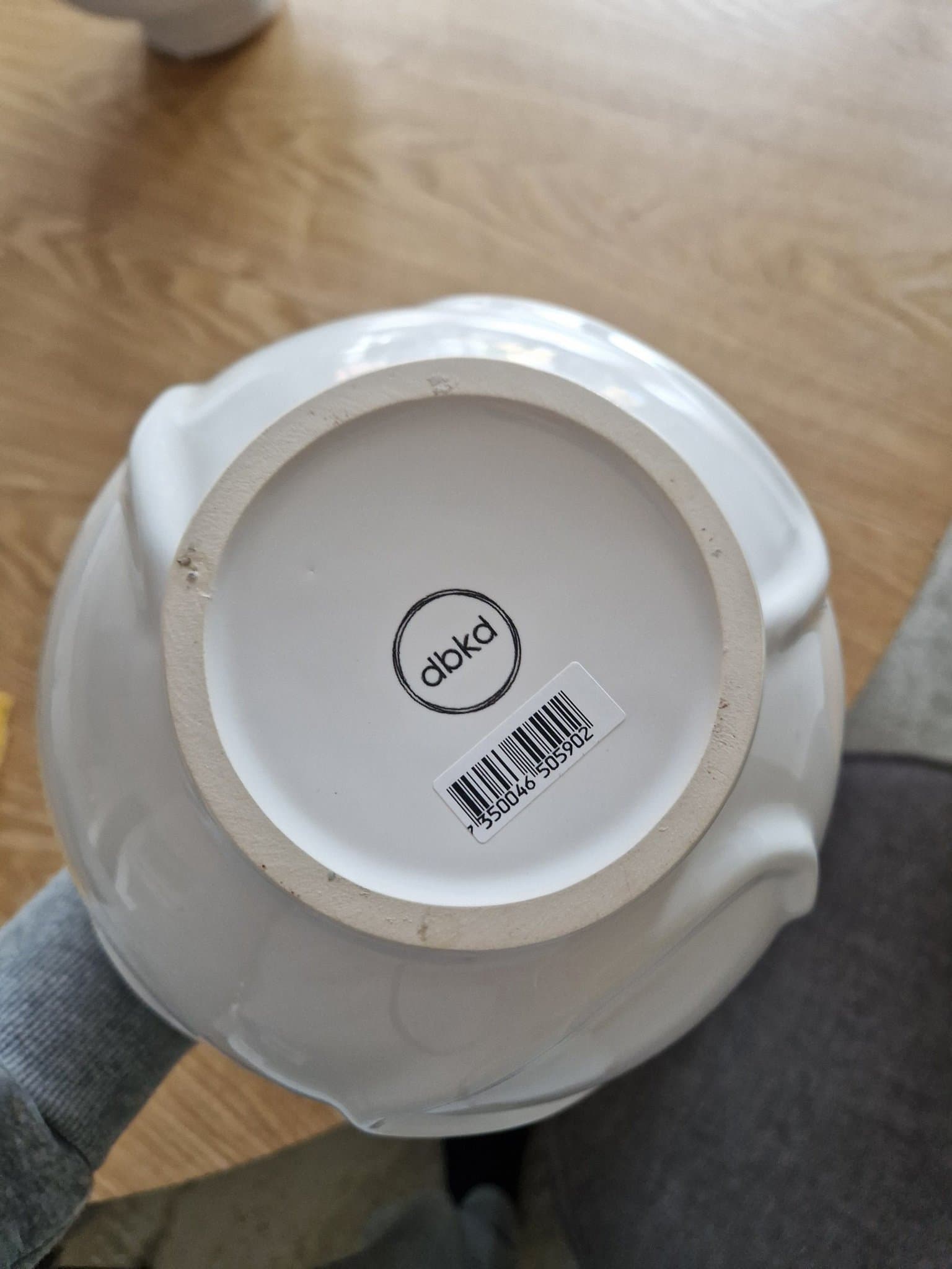 Dbkd Form vas vit keramik ny och oanvänd