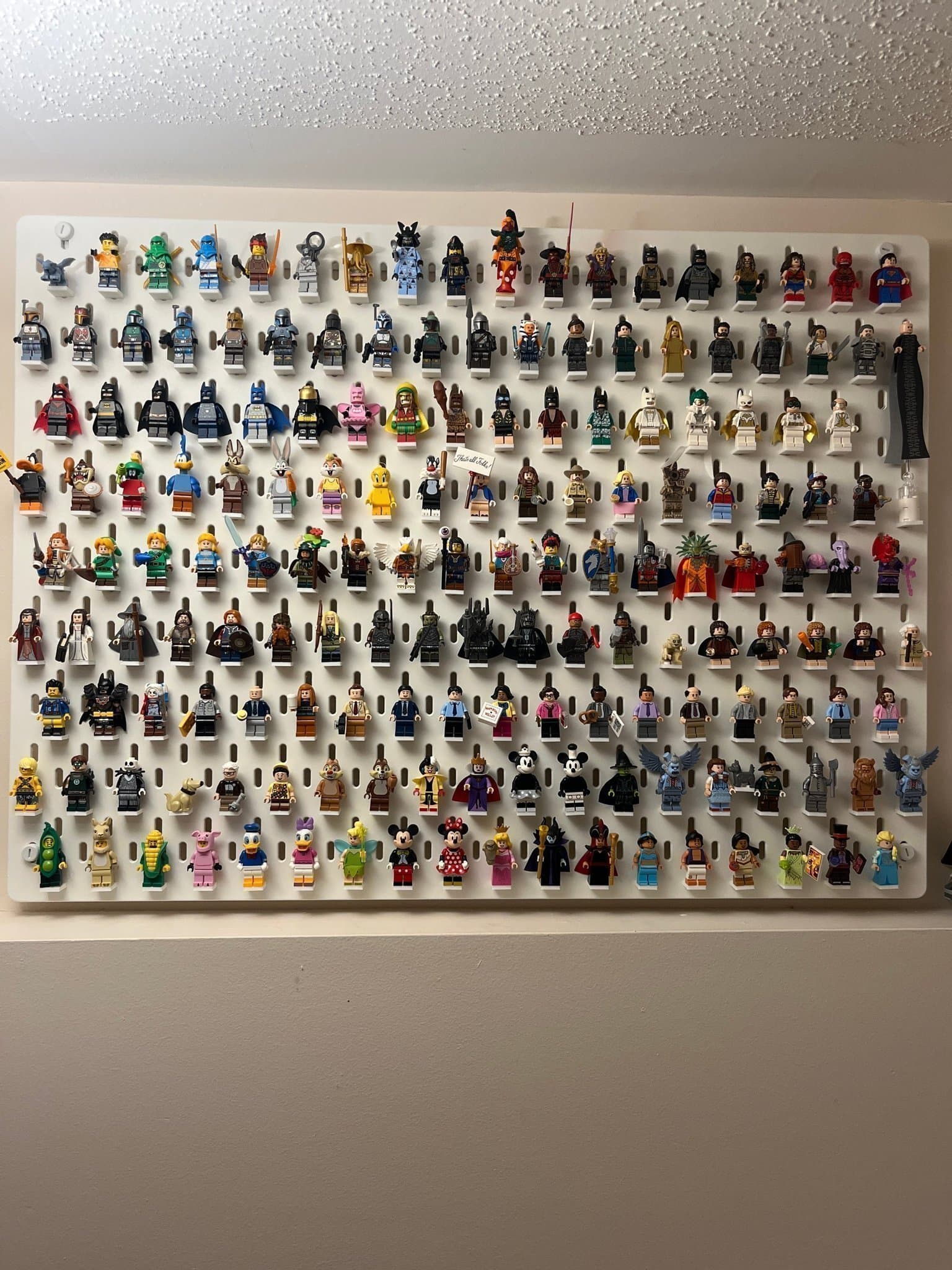 200 x LEGO Minifigurer platta för IKEA SKÅDIS-SVART