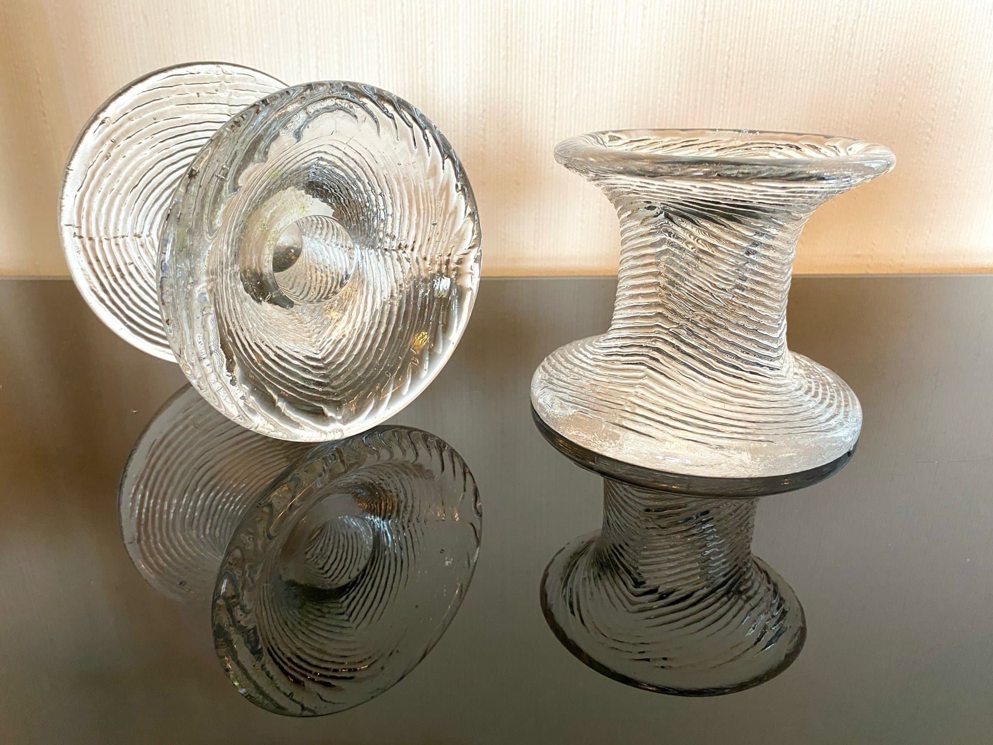 Kraftiga retro Ljusstakar i glas