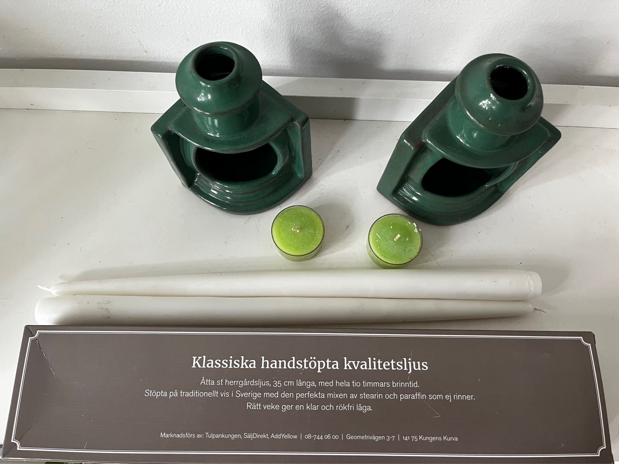 2st. Gröna vintage hörnljusstakar med fyra ljus 2 små +2 långa