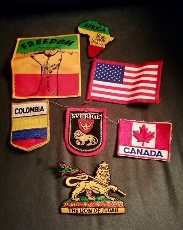 Set med 8 Tygmärken - Afrika, USA, Kanada, Sverige m.fl.