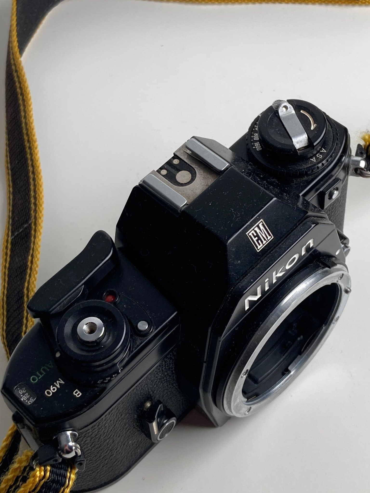 Nikon EM analog kamera - bra skick, fungerar felfritt (#1)