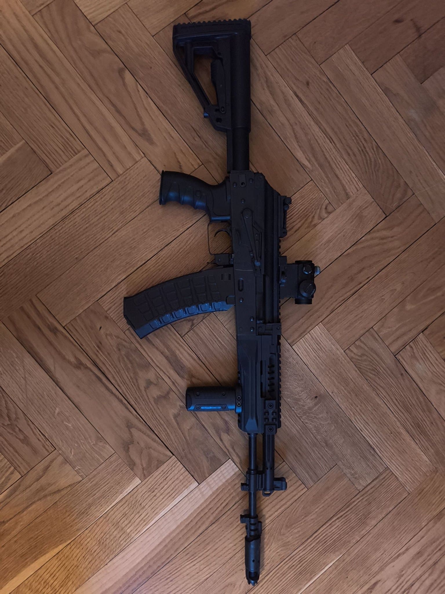 Lct ak12 airsoft aeg