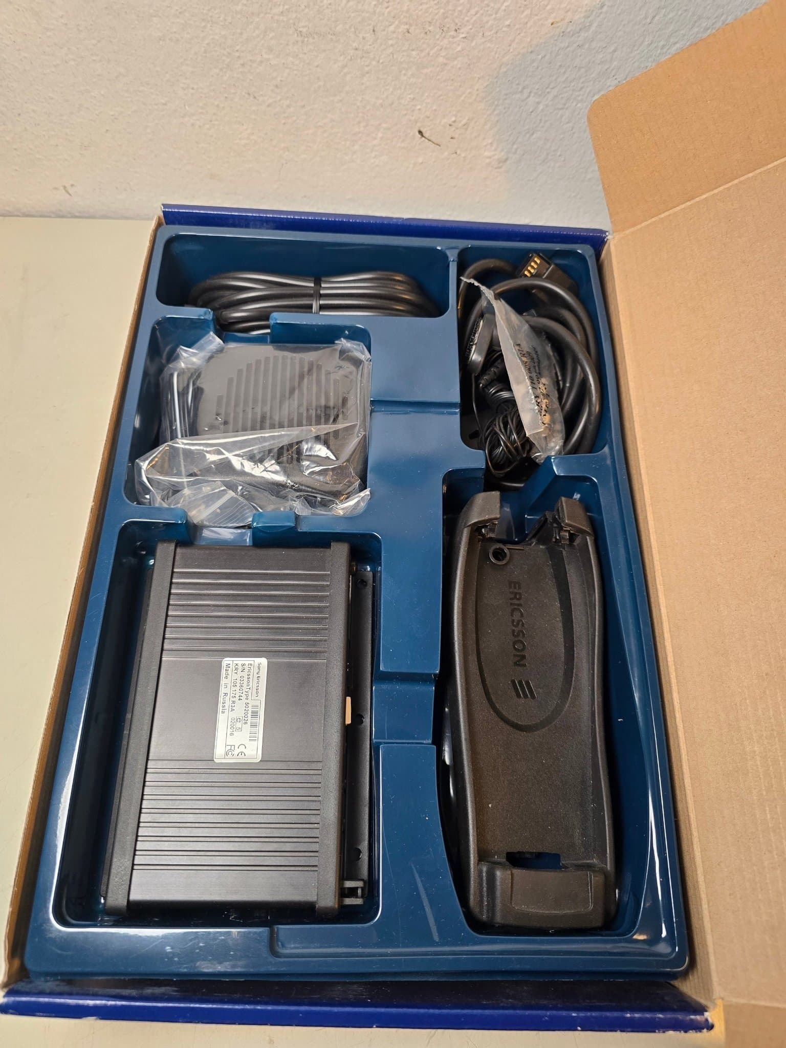 RARE Ericsson HCA-15 Bilhandsfree HELT NYTT