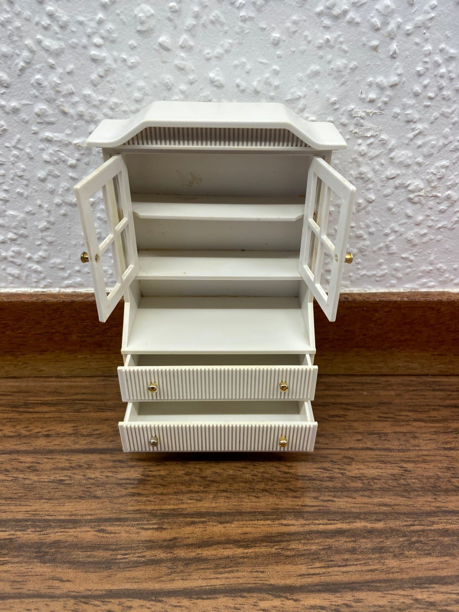 Brio - Vitrinskåp - Dockskåp