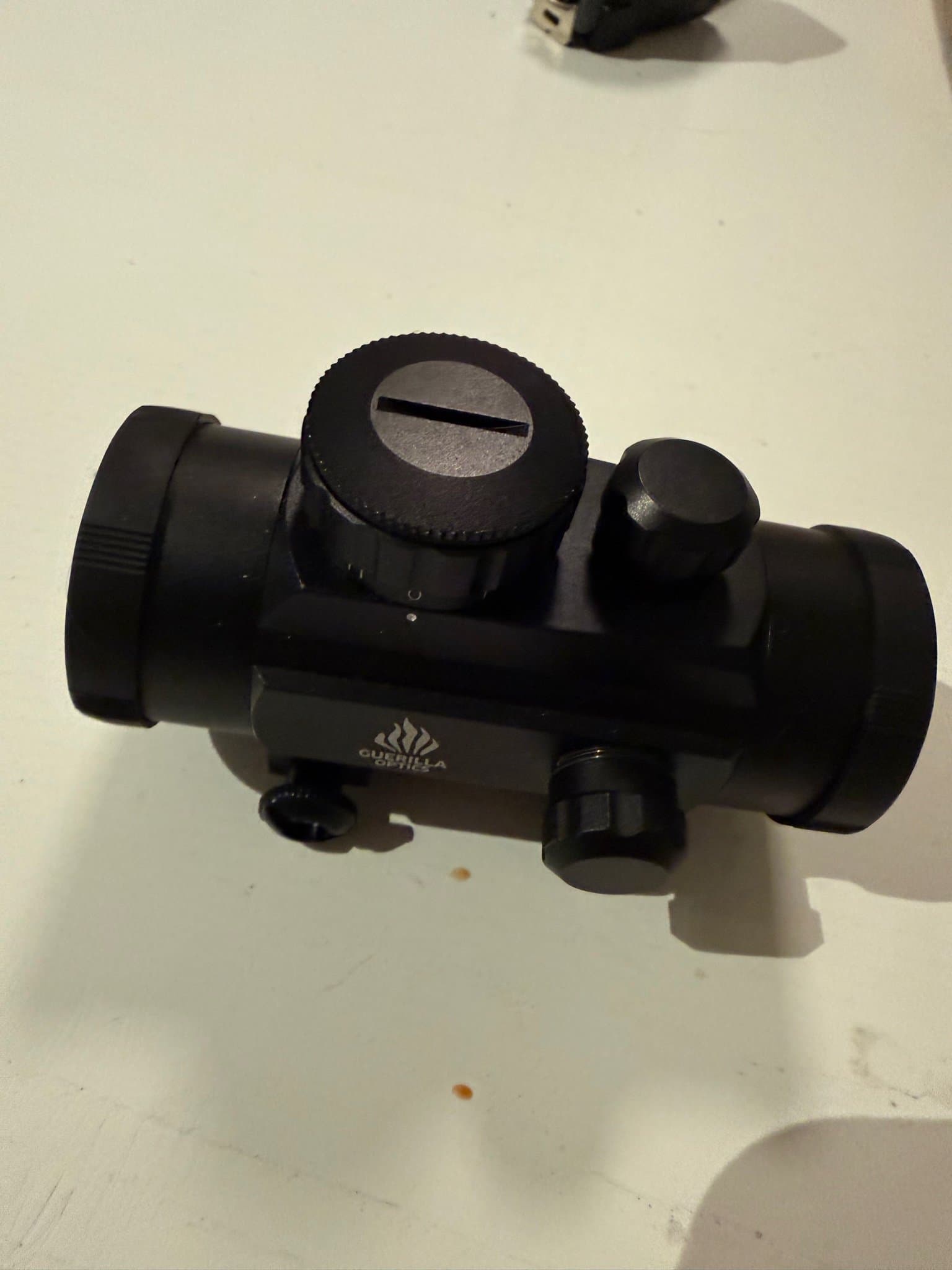 Airsoft Guerrilla Optics sikte