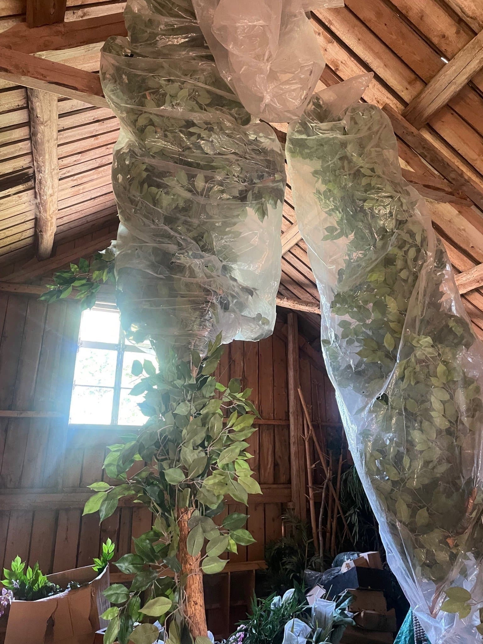 2 st nya Konstgjorda Träd 3-4 meter höga