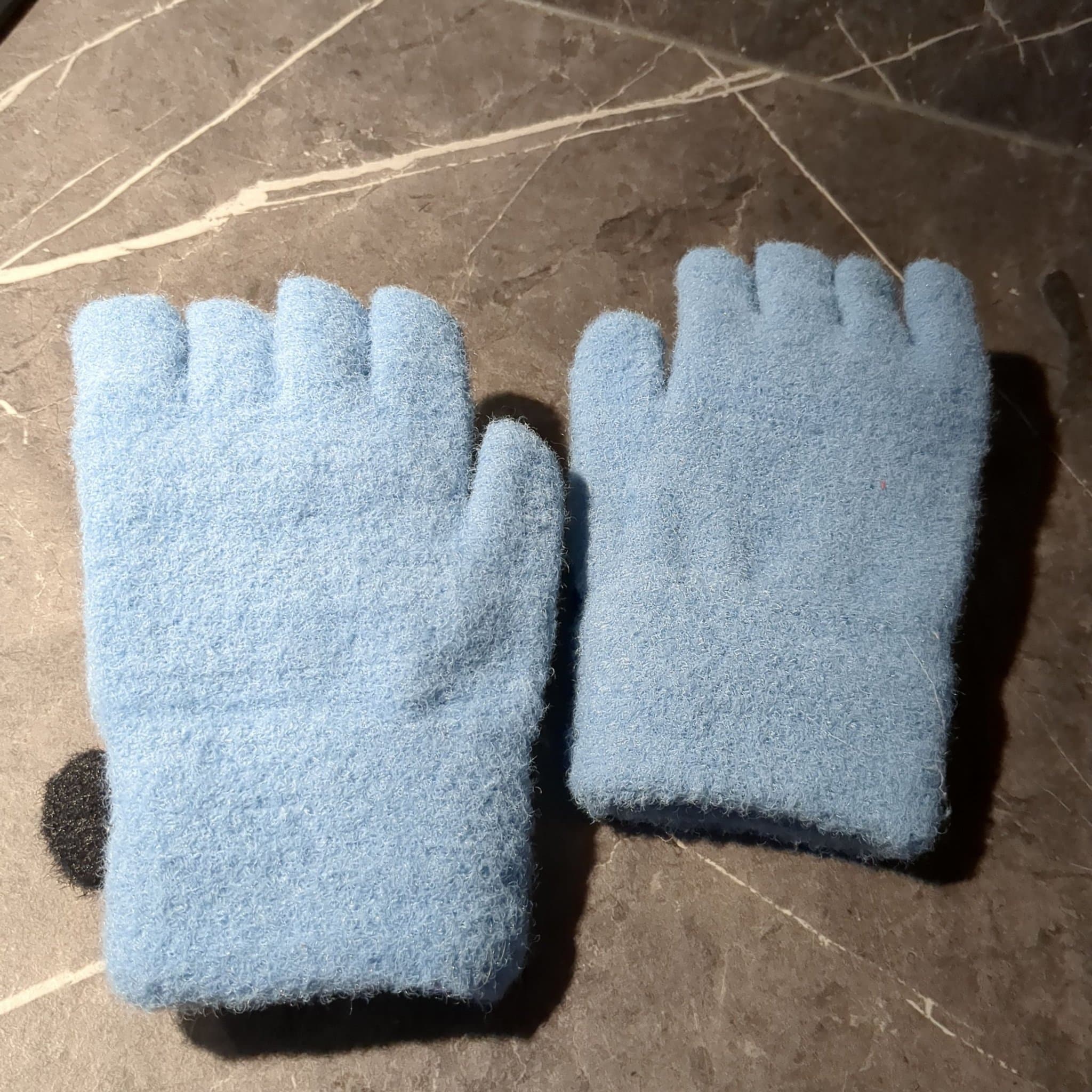 Blå torgvantar - vantar med Musse Pigg