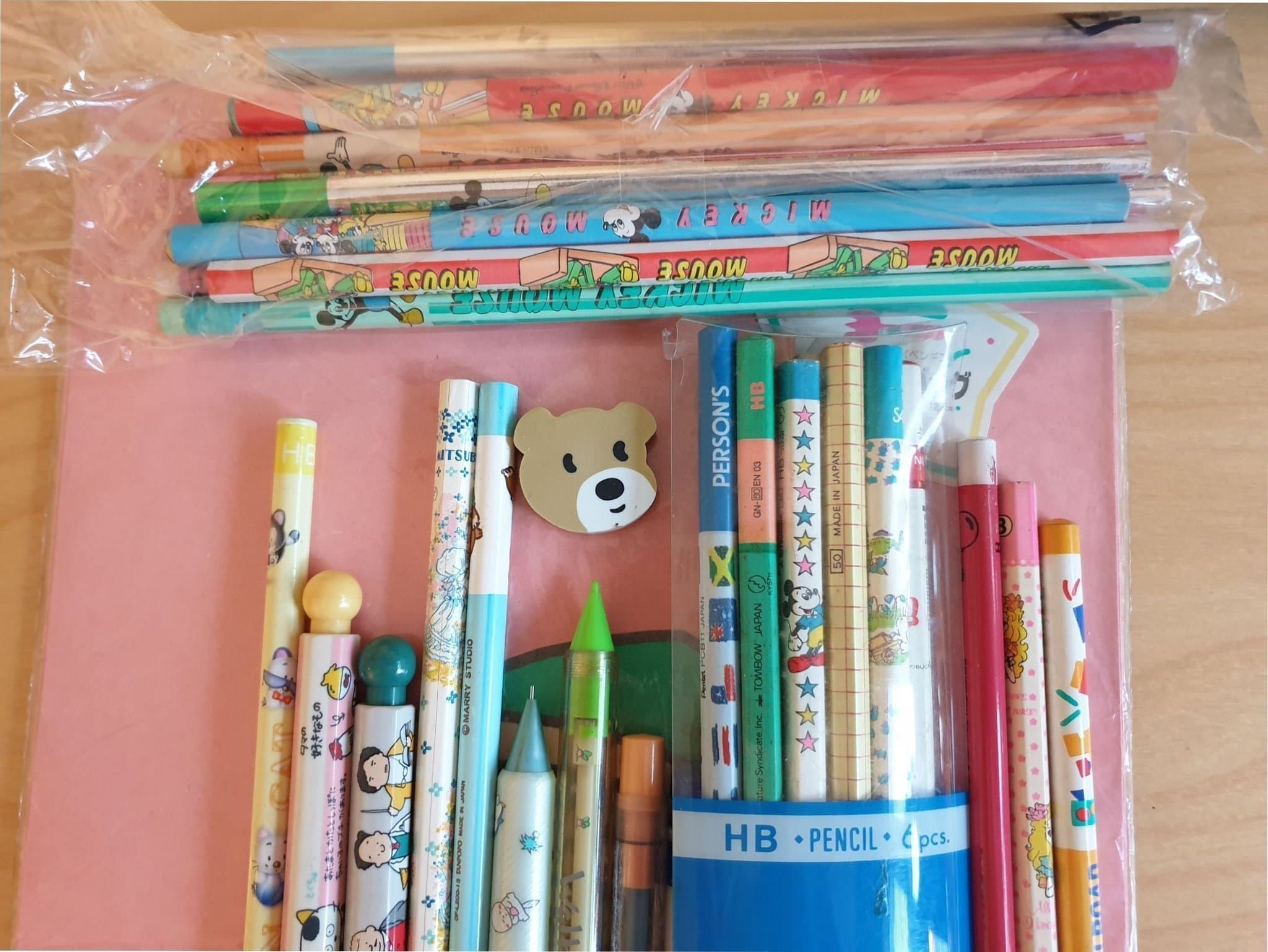 REA SALE Vintage retro stationery trinkets pyssel pennor pencil scrapbooking