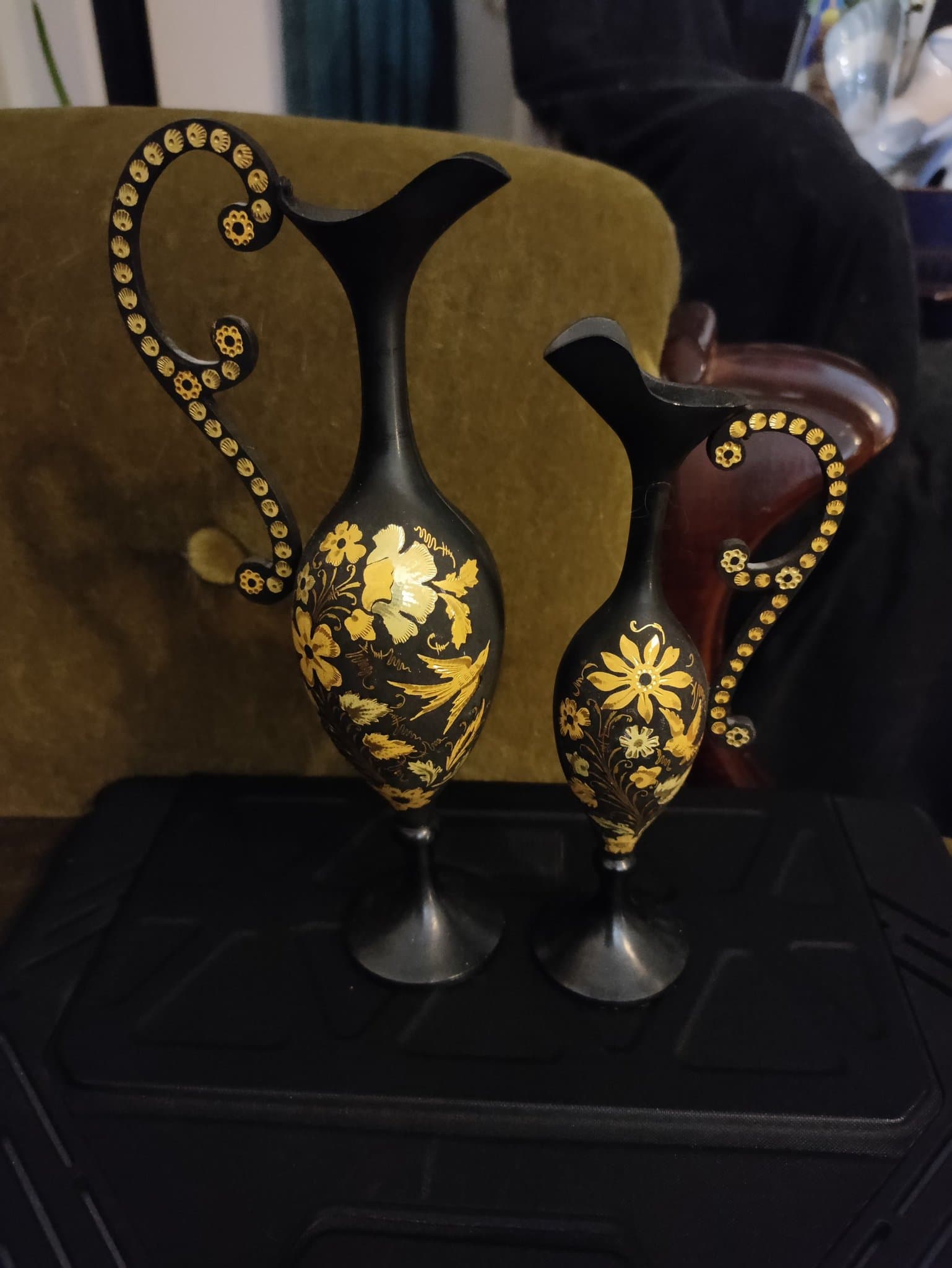 Dekorativa Damascene vaser