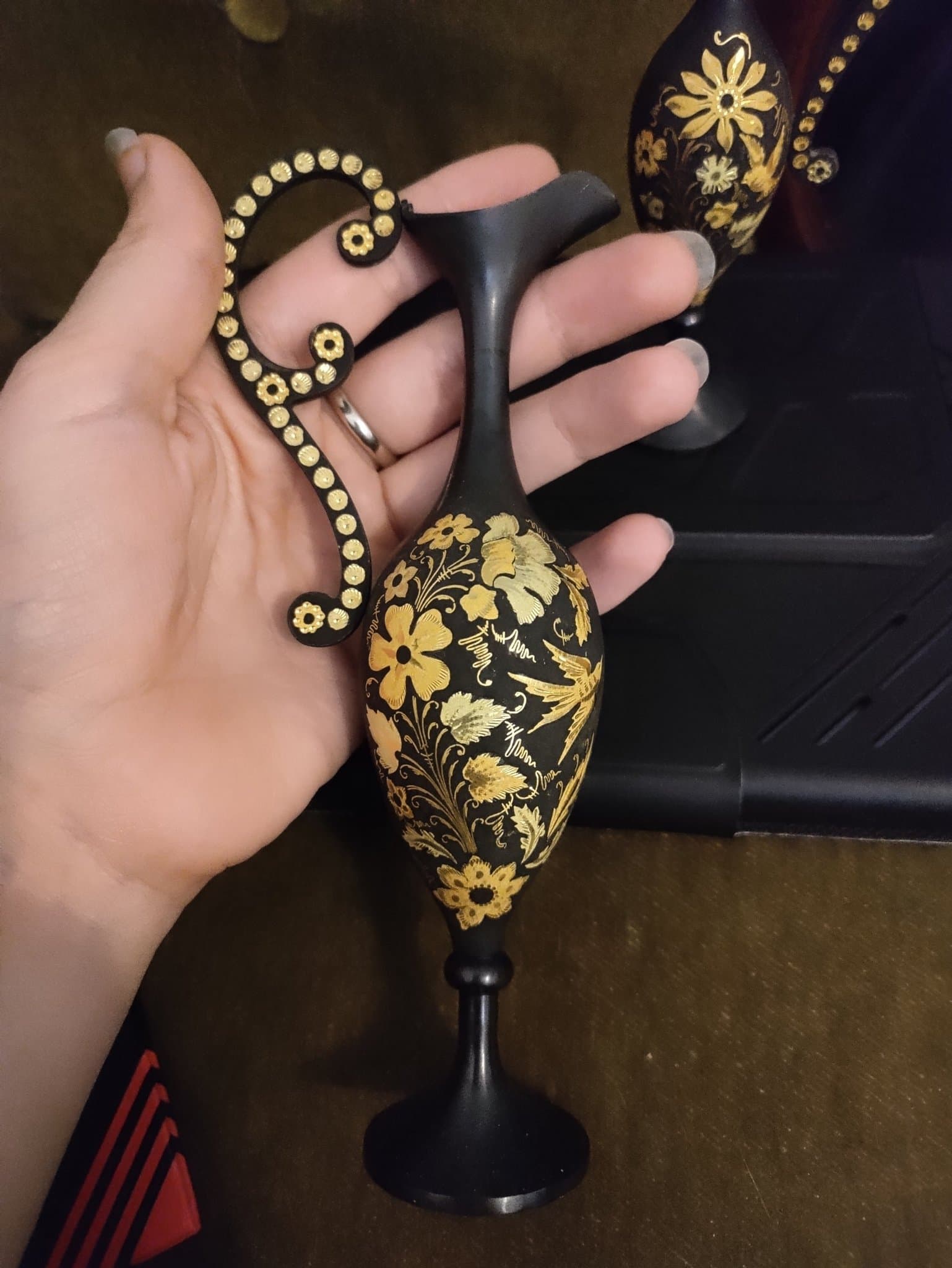 Dekorativa Damascene vaser