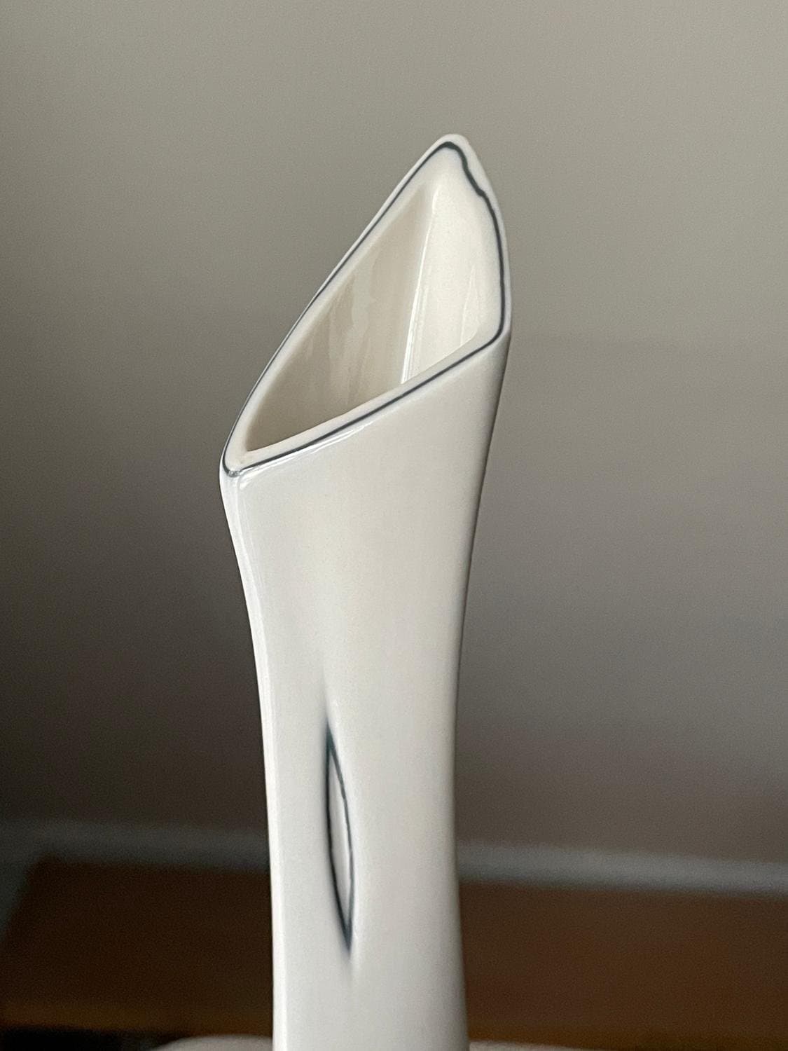 Elegant vas 33 cm Sgrafo modern design Peter Muller 1960 Tal