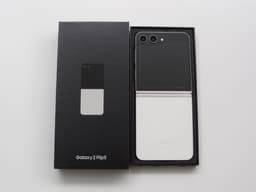 Samsung Galaxy Z Flip5-8/256GB-Olåst