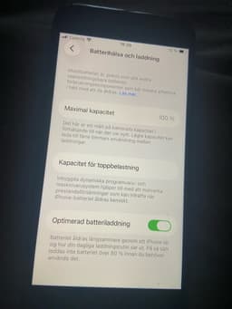 iPhone SE (2020) -Nästan ny, väldigt bra pris! (100% batteri)