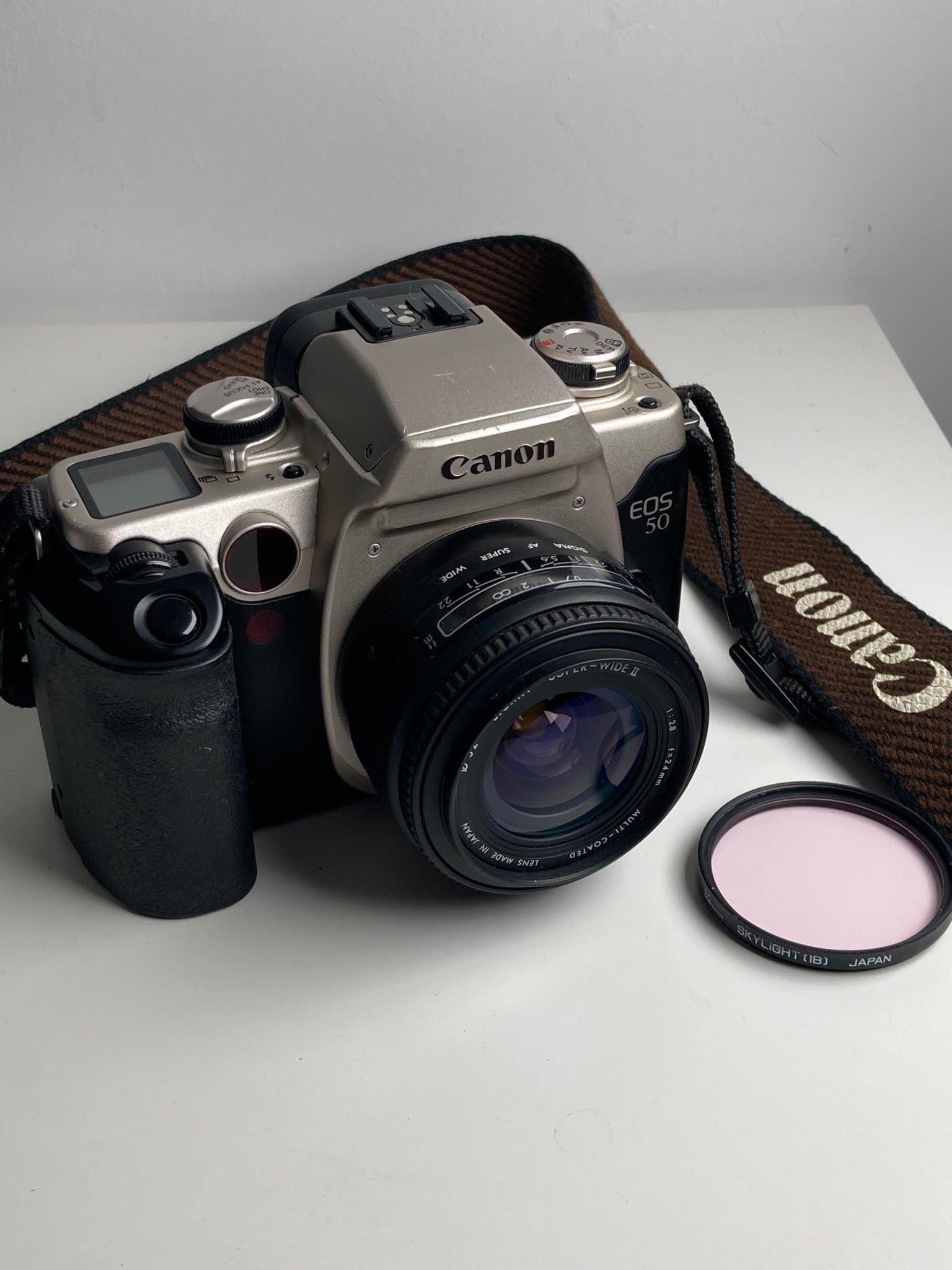 Canon EOS 50 med Sigma 24mm f2.8 objektiv