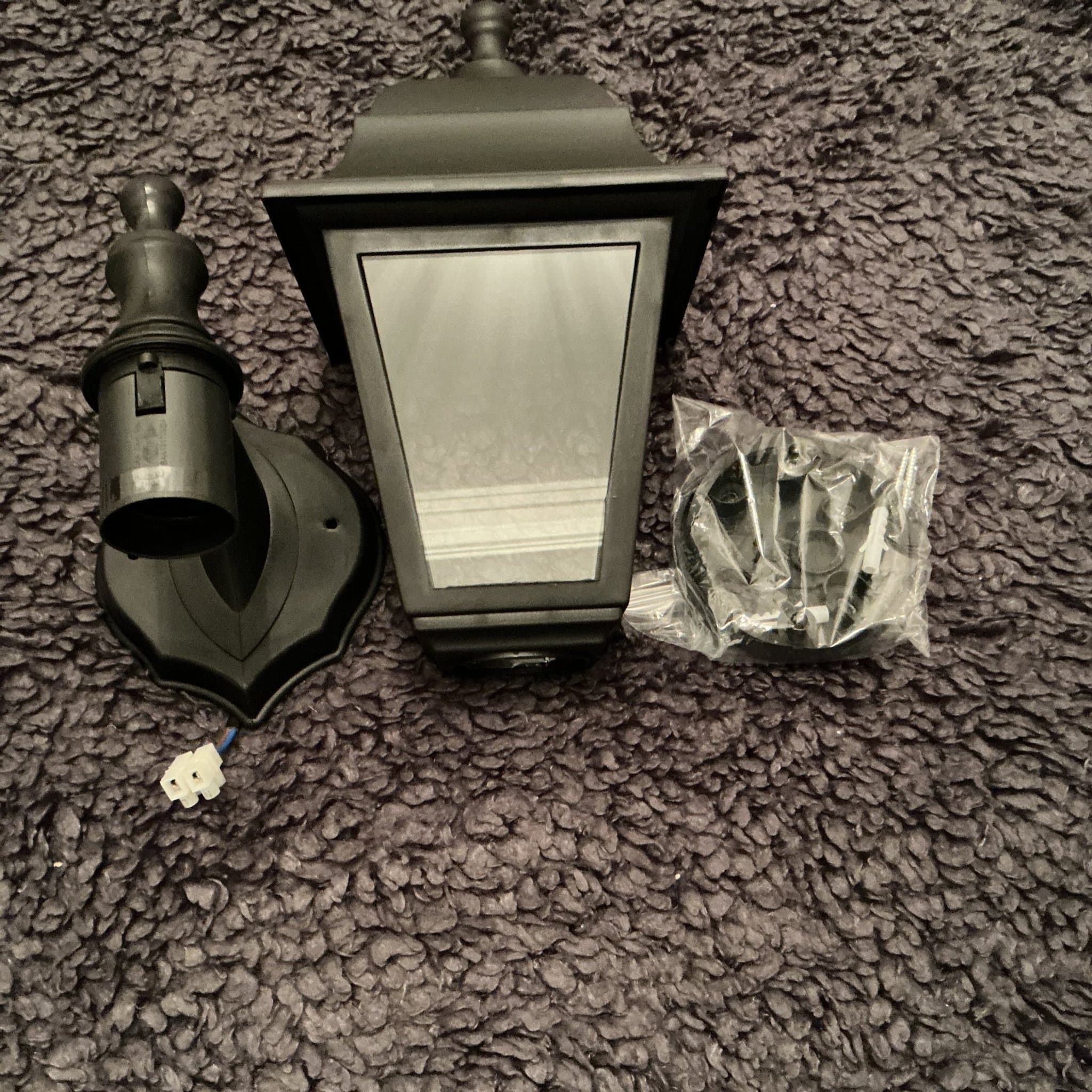 QAZQA Capital WL Svart Utomhusvägglampa