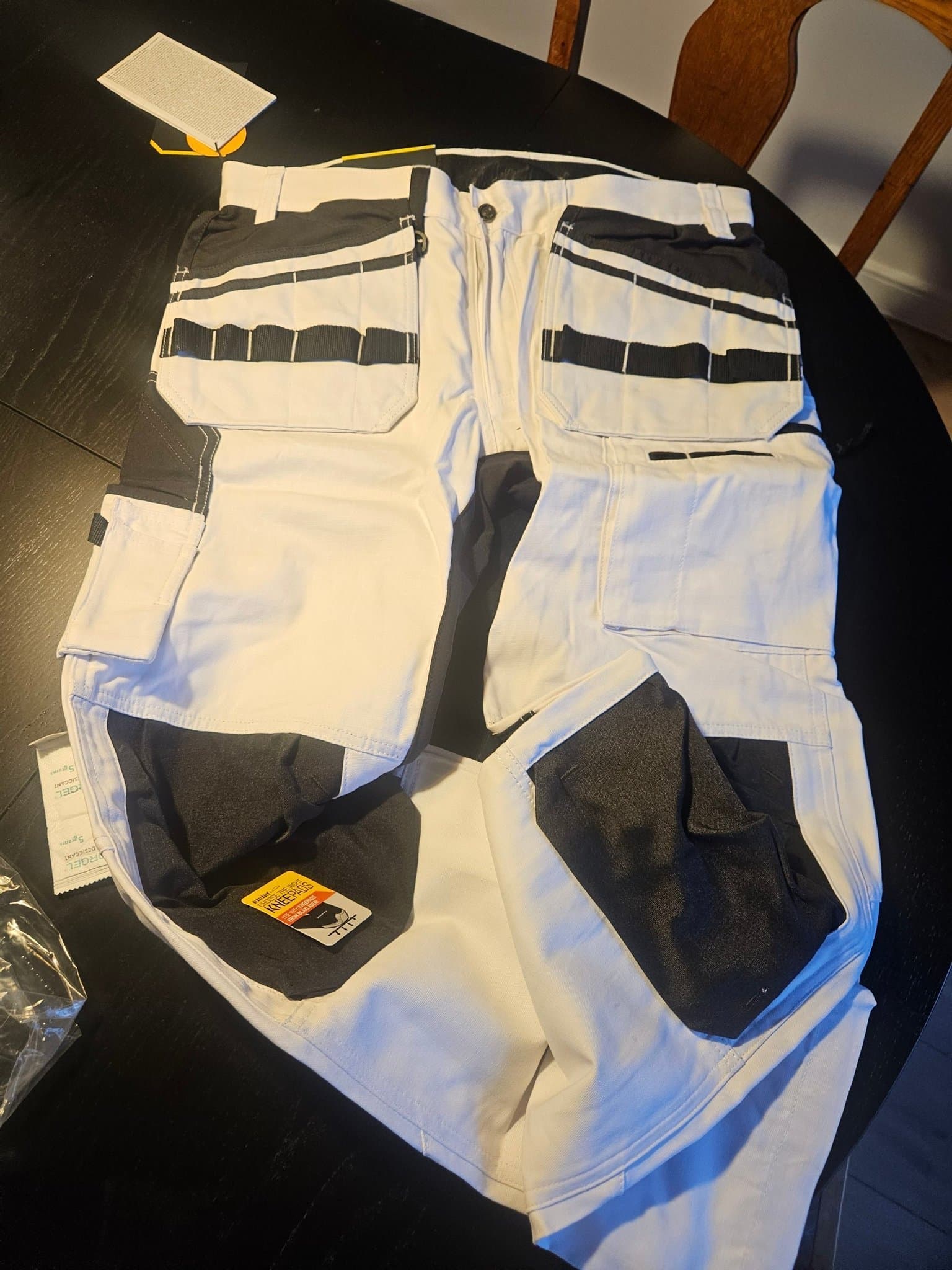 Blåkläder vita, svarta arbetsbyxor, storlek C52