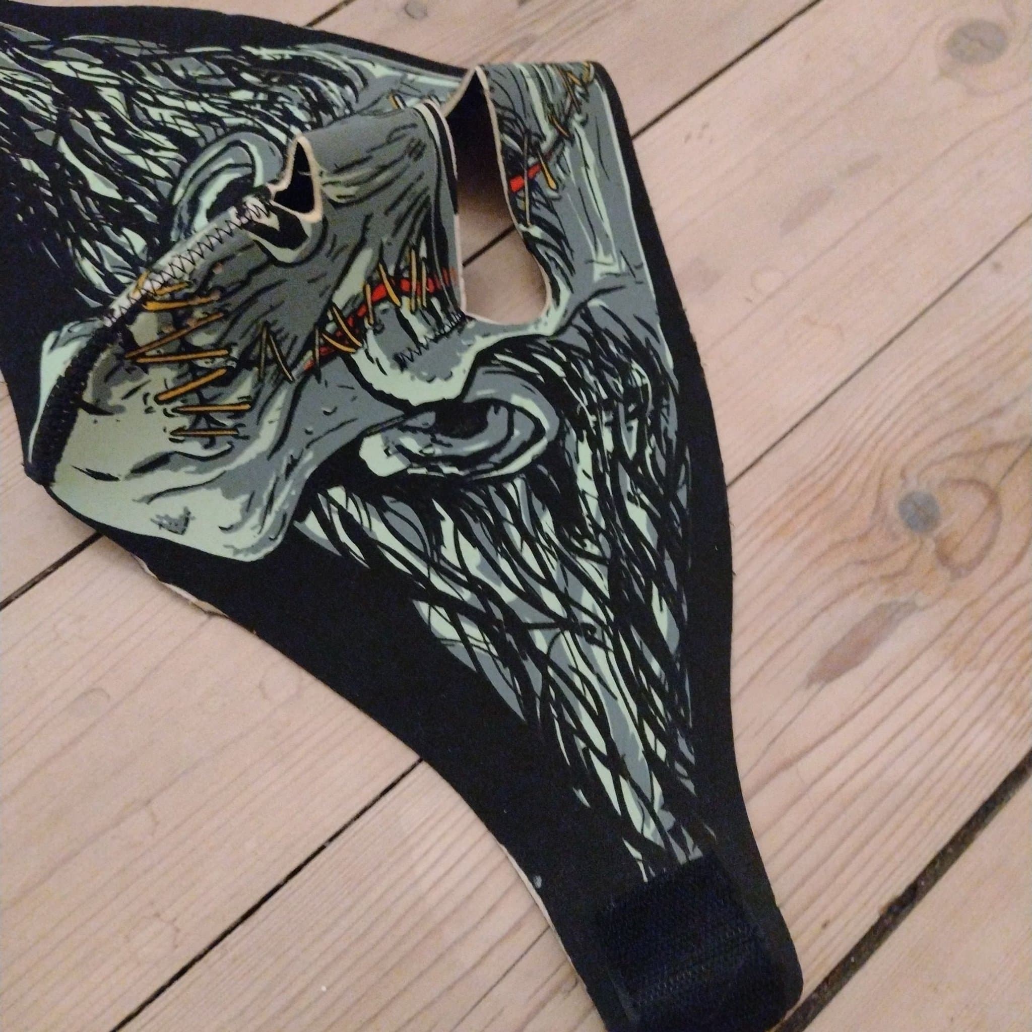 Hot Leathers svart/grå/grön ansiktsmask skotermask zombie