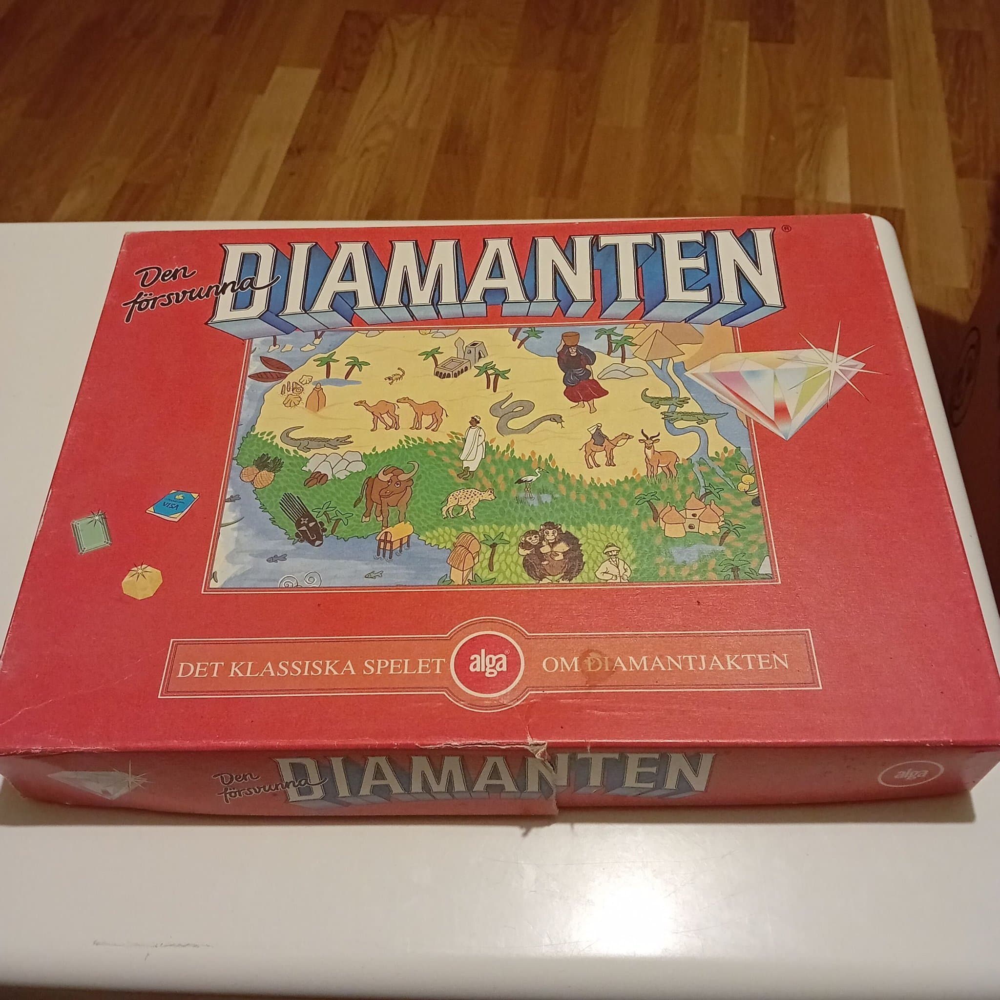Den försvunna Diamanten - Brädspel - Alga