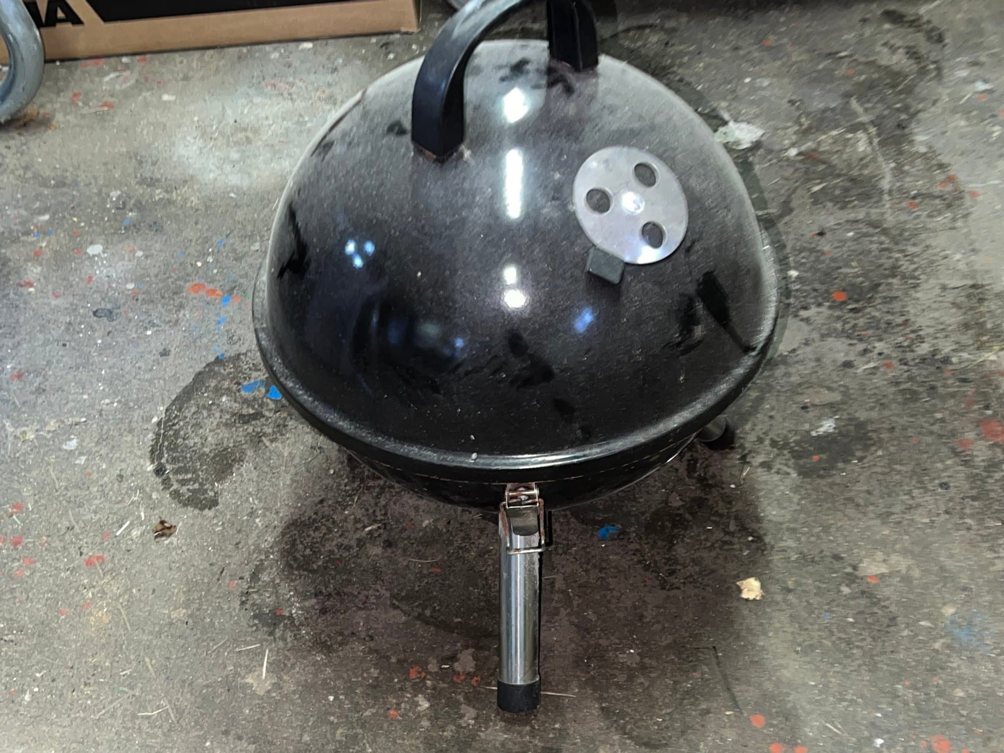 Kolgrill - Liten smidig grill att med sig i bilen mm