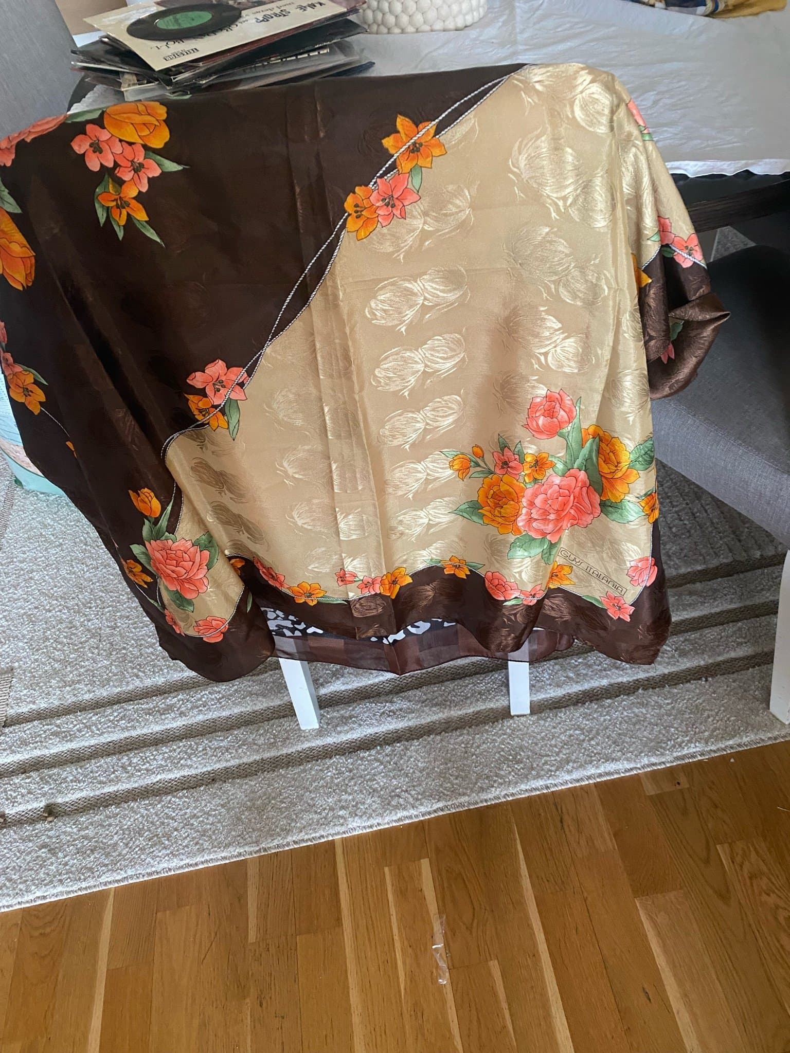 GUY ITALANIA scarf i siden