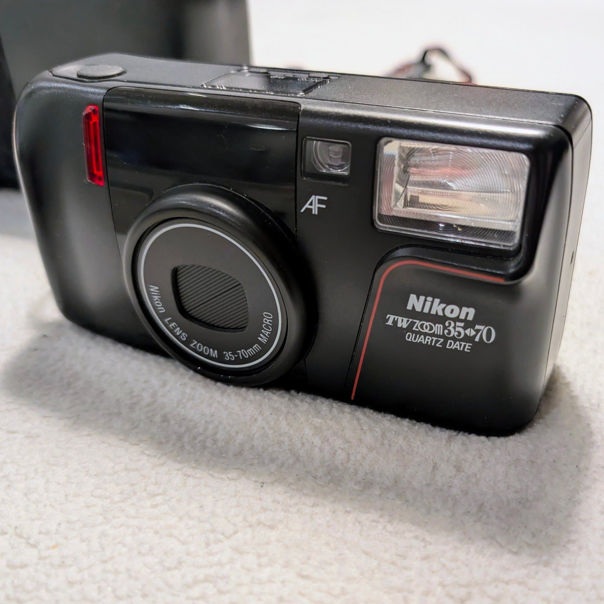 Nikon TW Zoom 35-70 Analog Kamera