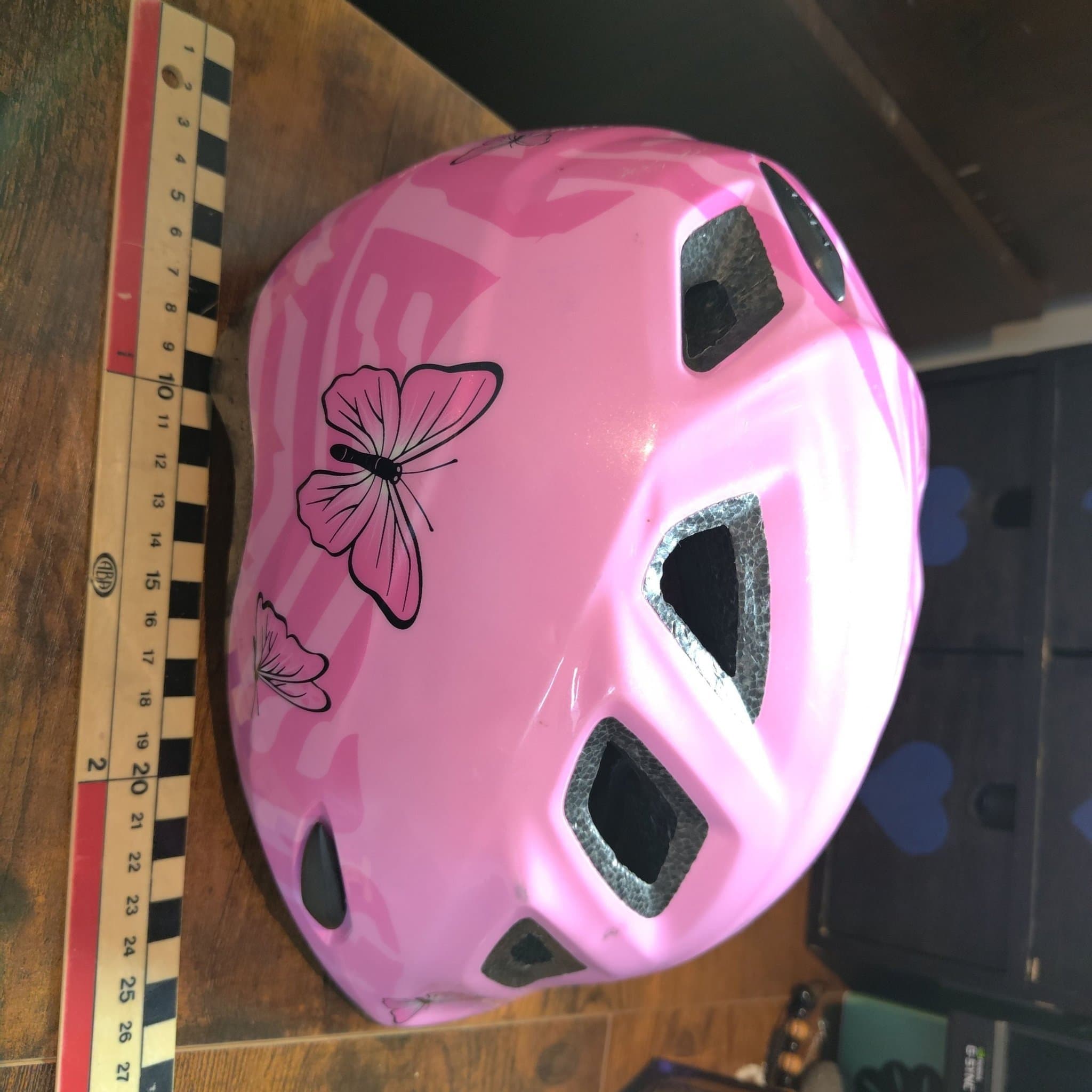 MET Cykelhjälm Barn Rosa Fjärilar 52-57 cm med Baklampa