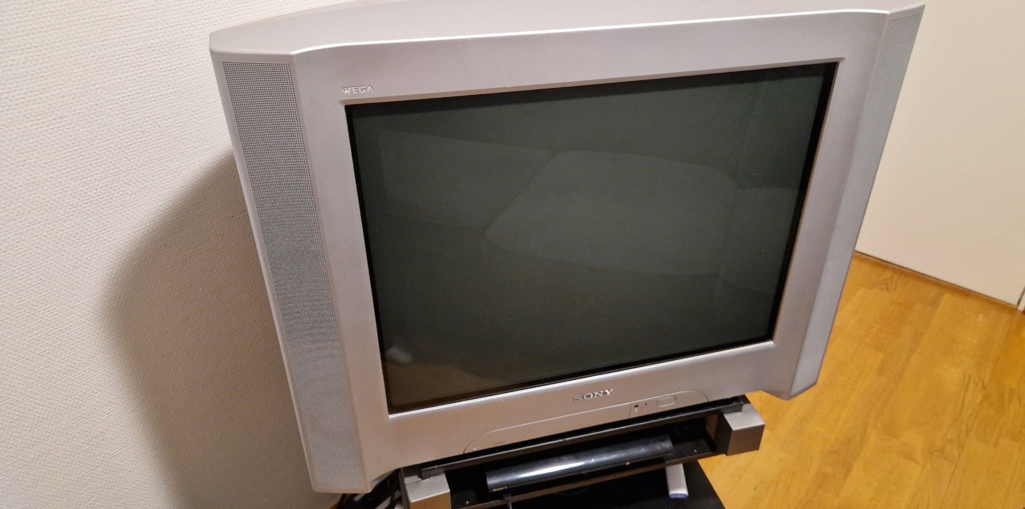 Sony FD Trinitron 29" 2006 CRT TV