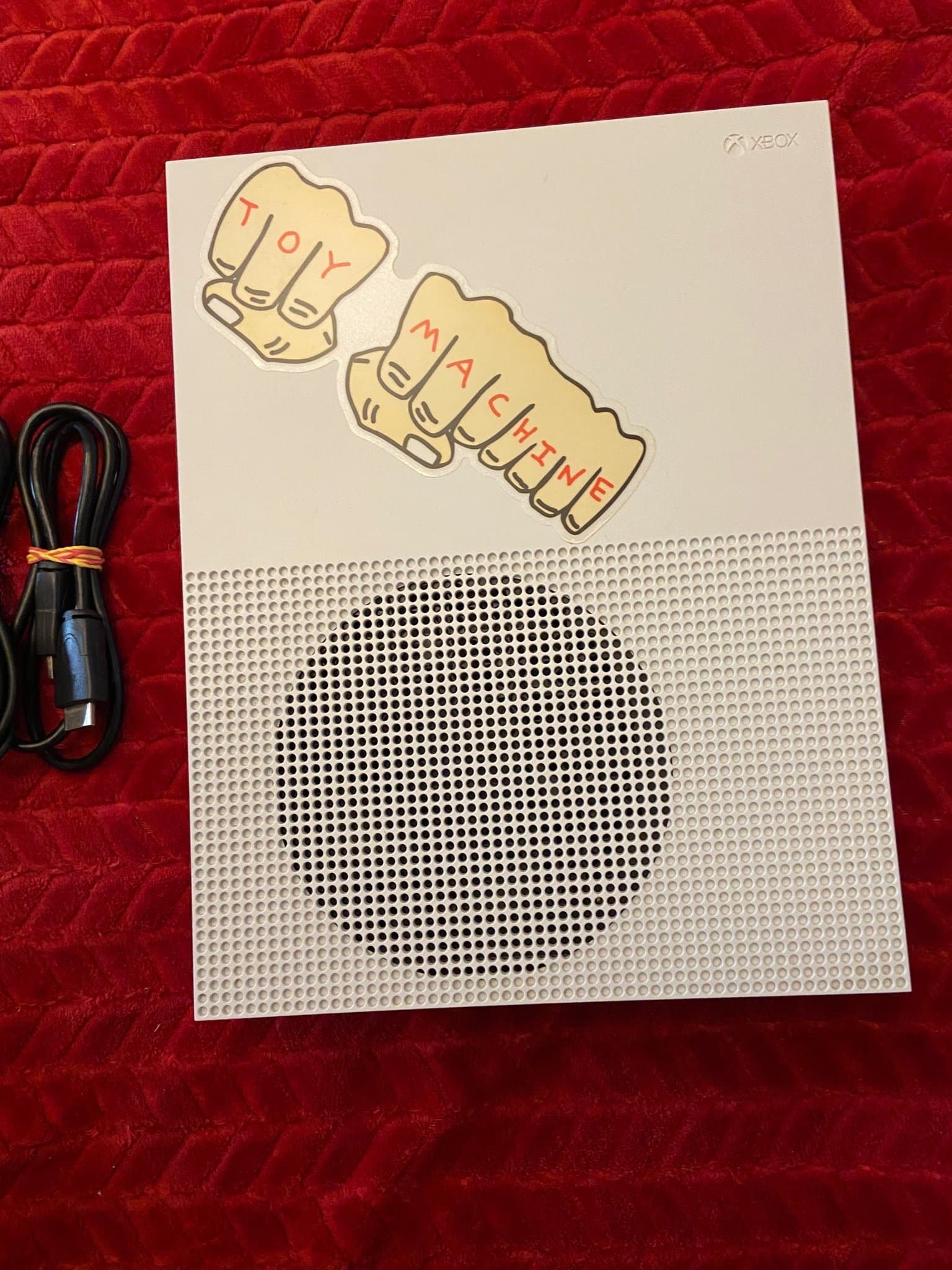 Xbox One S (1TB), Fungerar Utmärkt inkl Strömkabel & HDMI - Kort Aktion!!