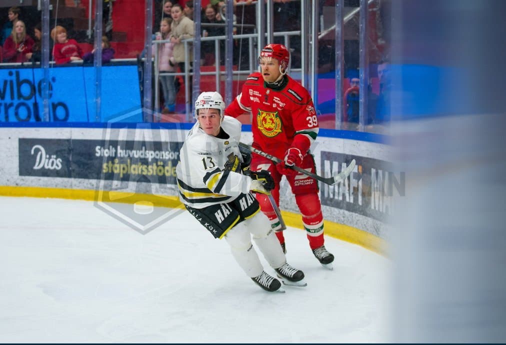 CCM Ribcor Trigger 10 Pro Hockeyklubba - Sr