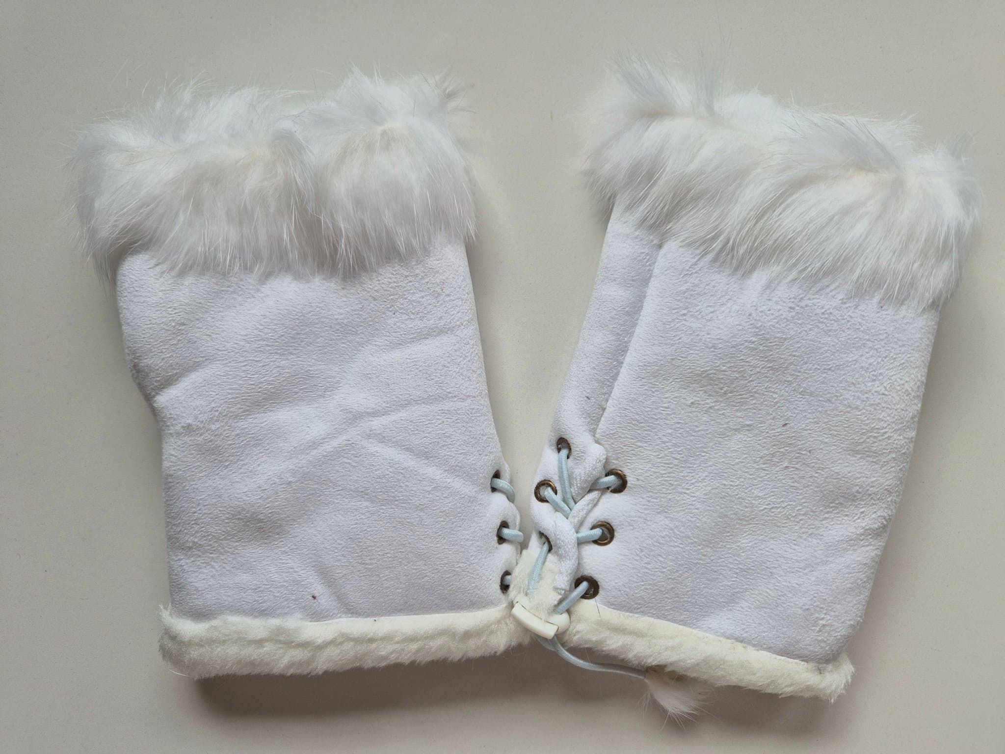 Vantar Torgvantar Fingervantar Tumvantar Handledsvärmare vid dator MED BARNEN !